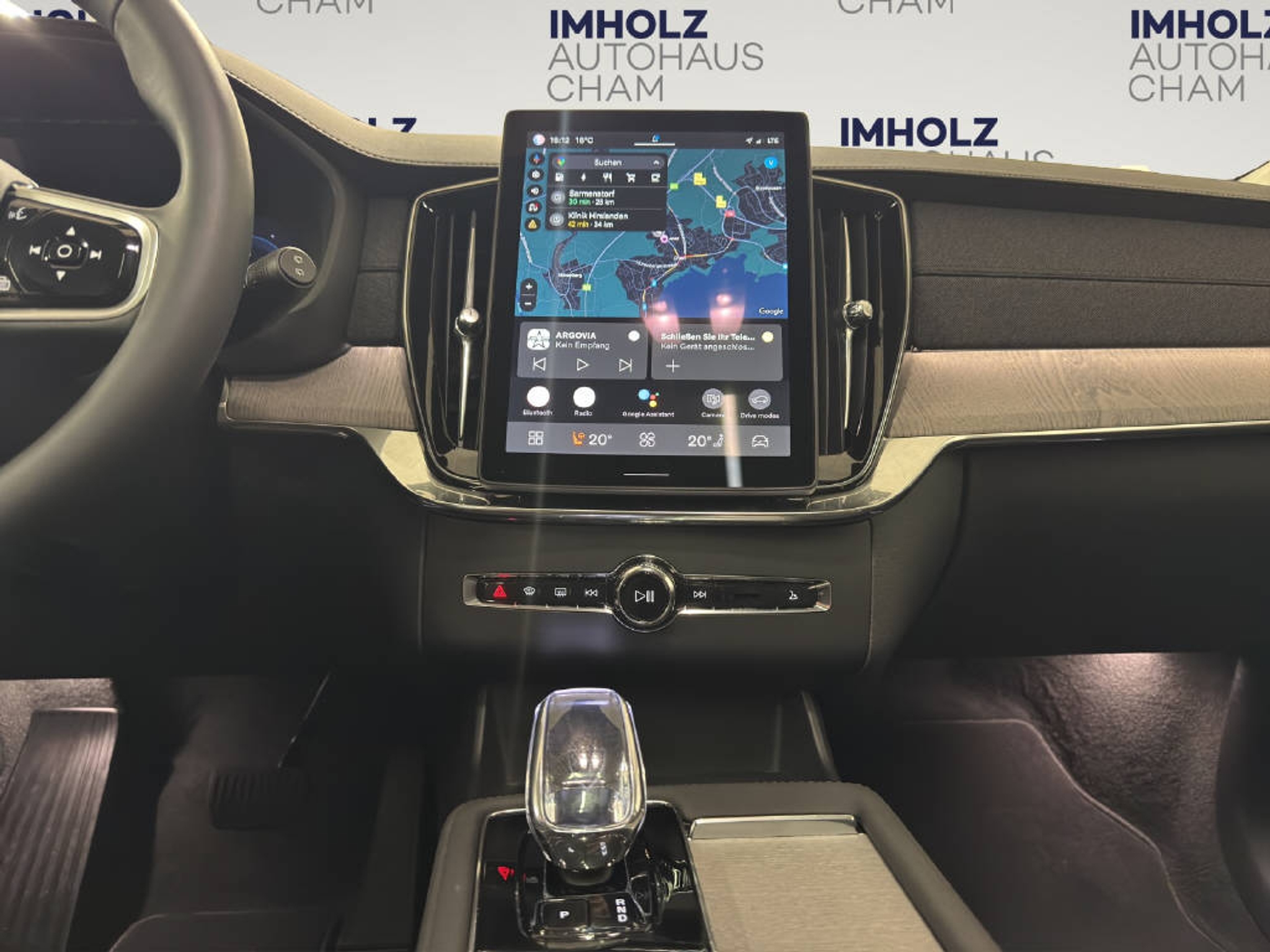 listing desktop thumbnail image 10