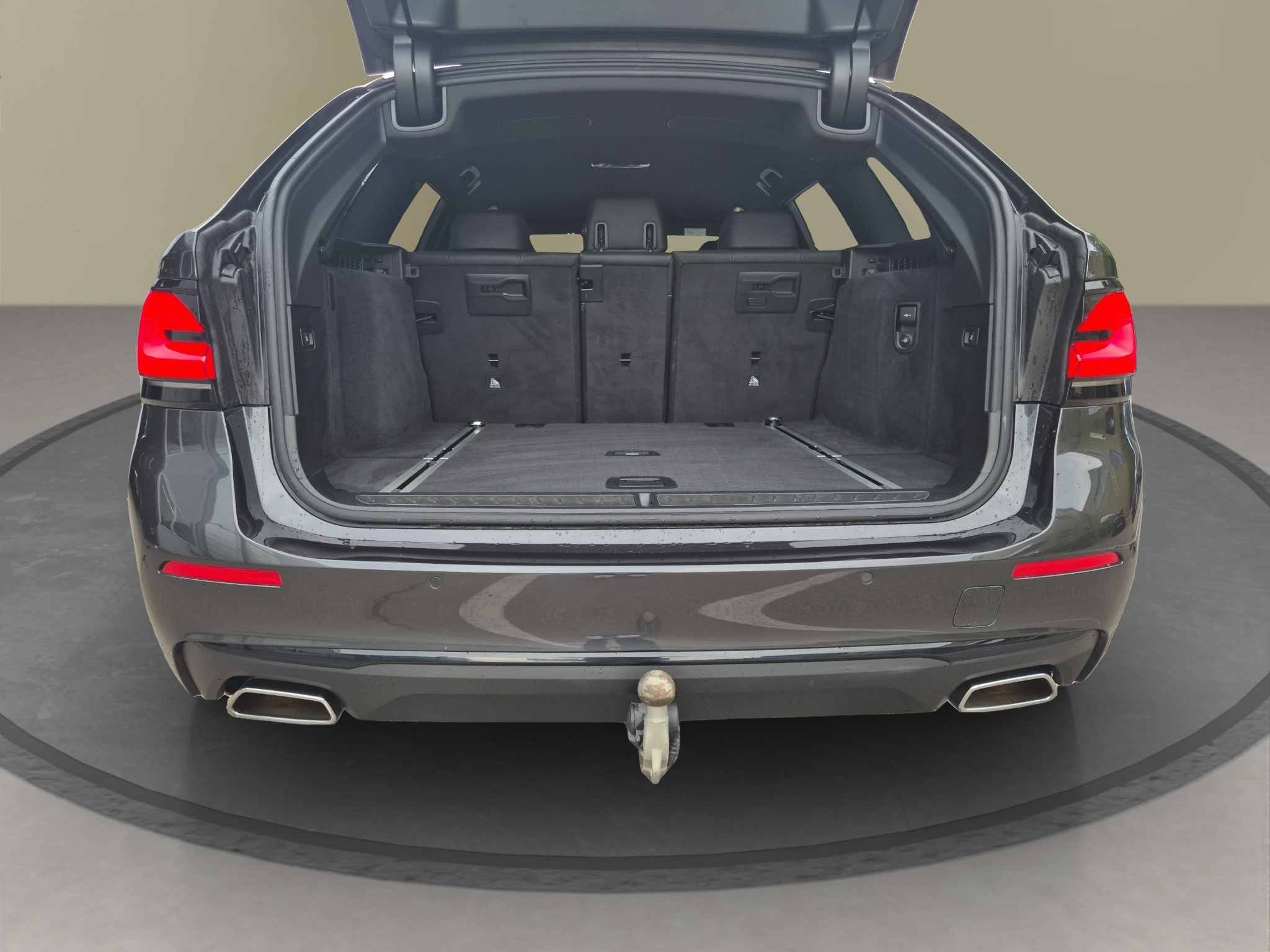 listing desktop thumbnail image 23