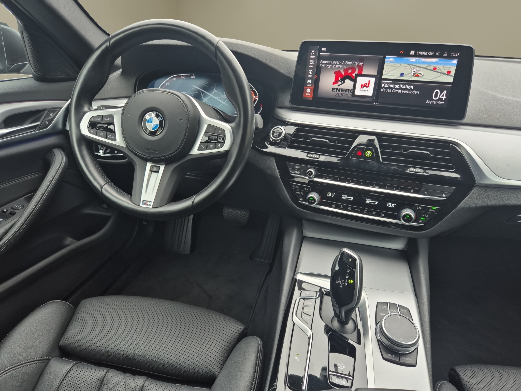 listing desktop thumbnail image 15