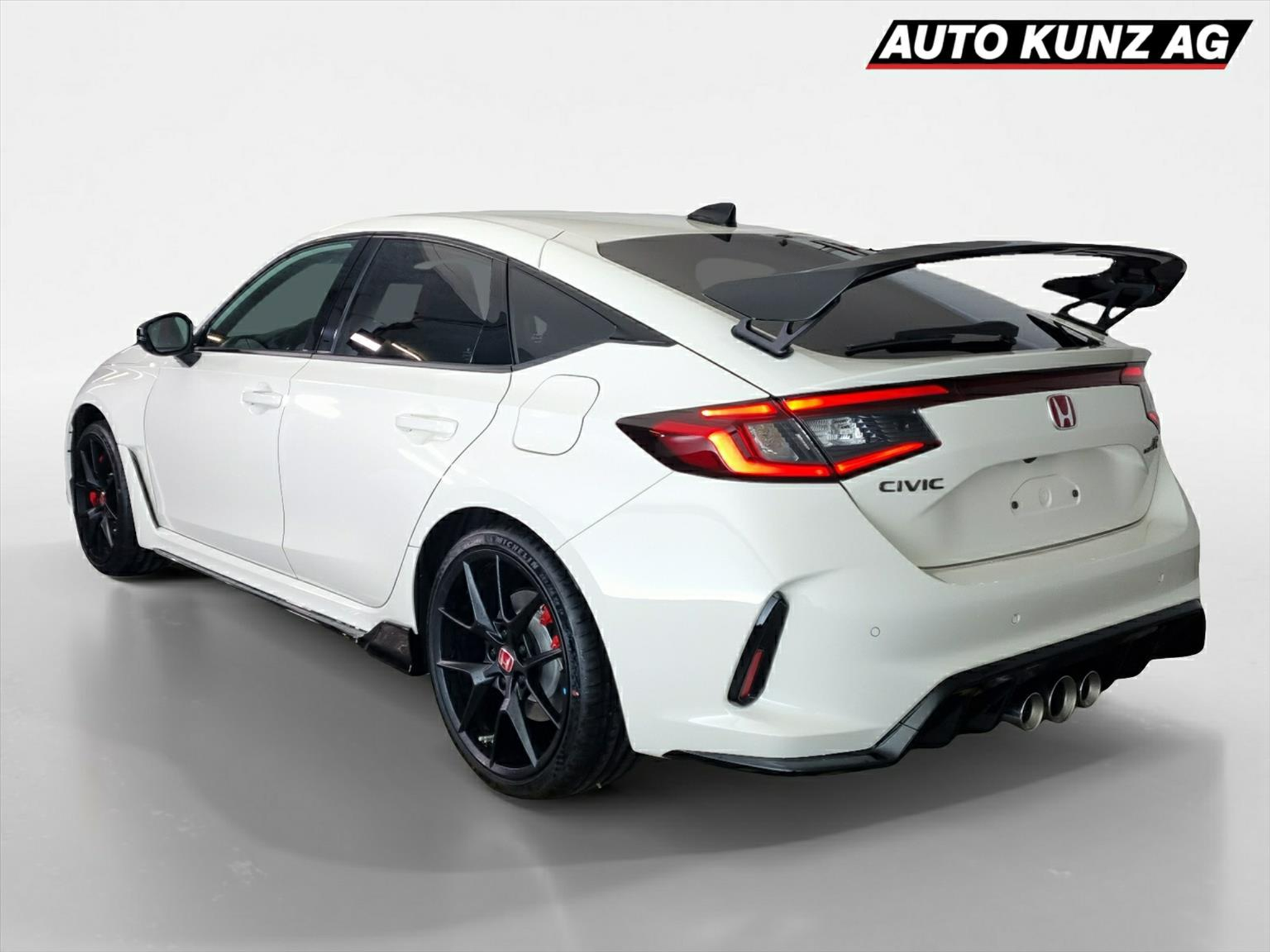 listing desktop thumbnail image 1