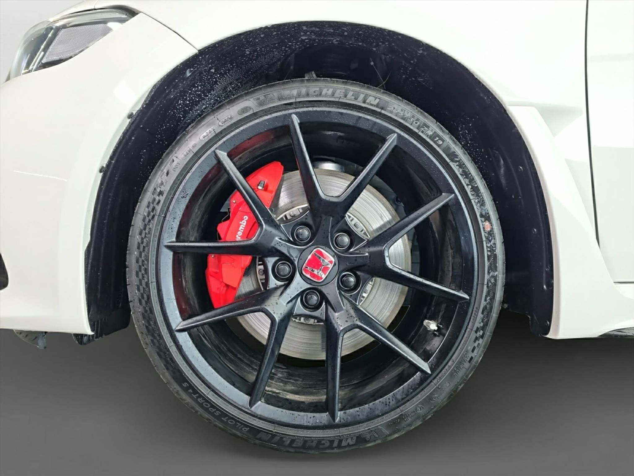 listing desktop thumbnail image 12