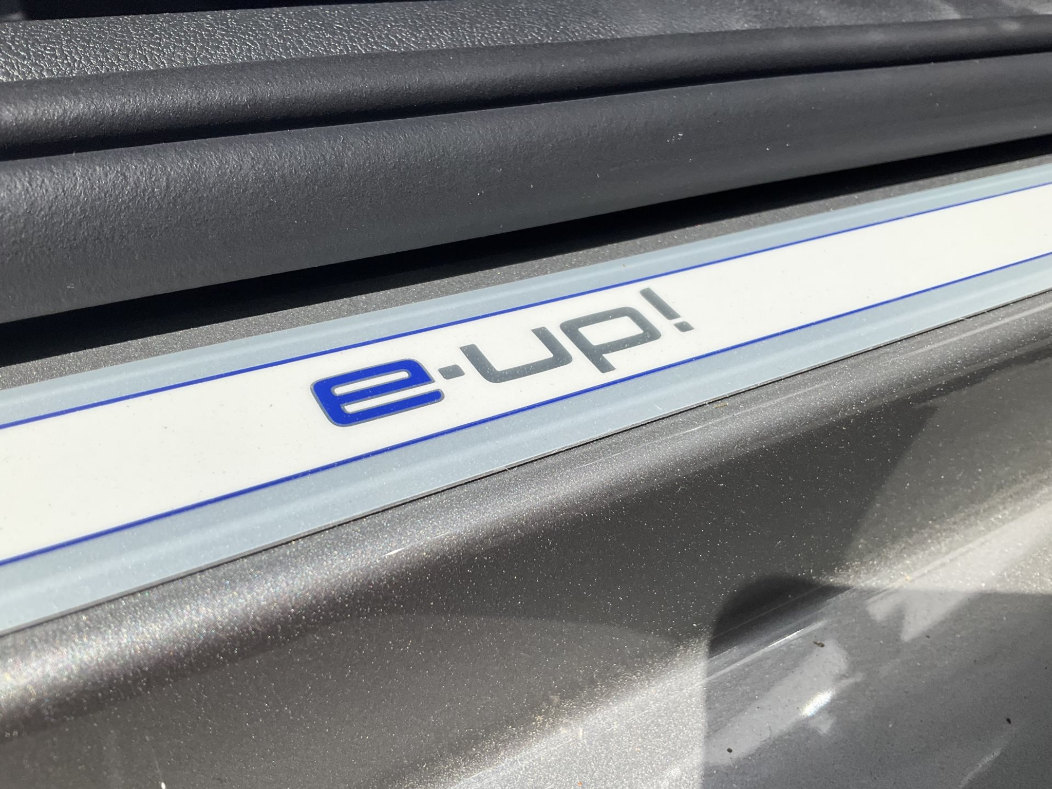 listing desktop thumbnail image 17