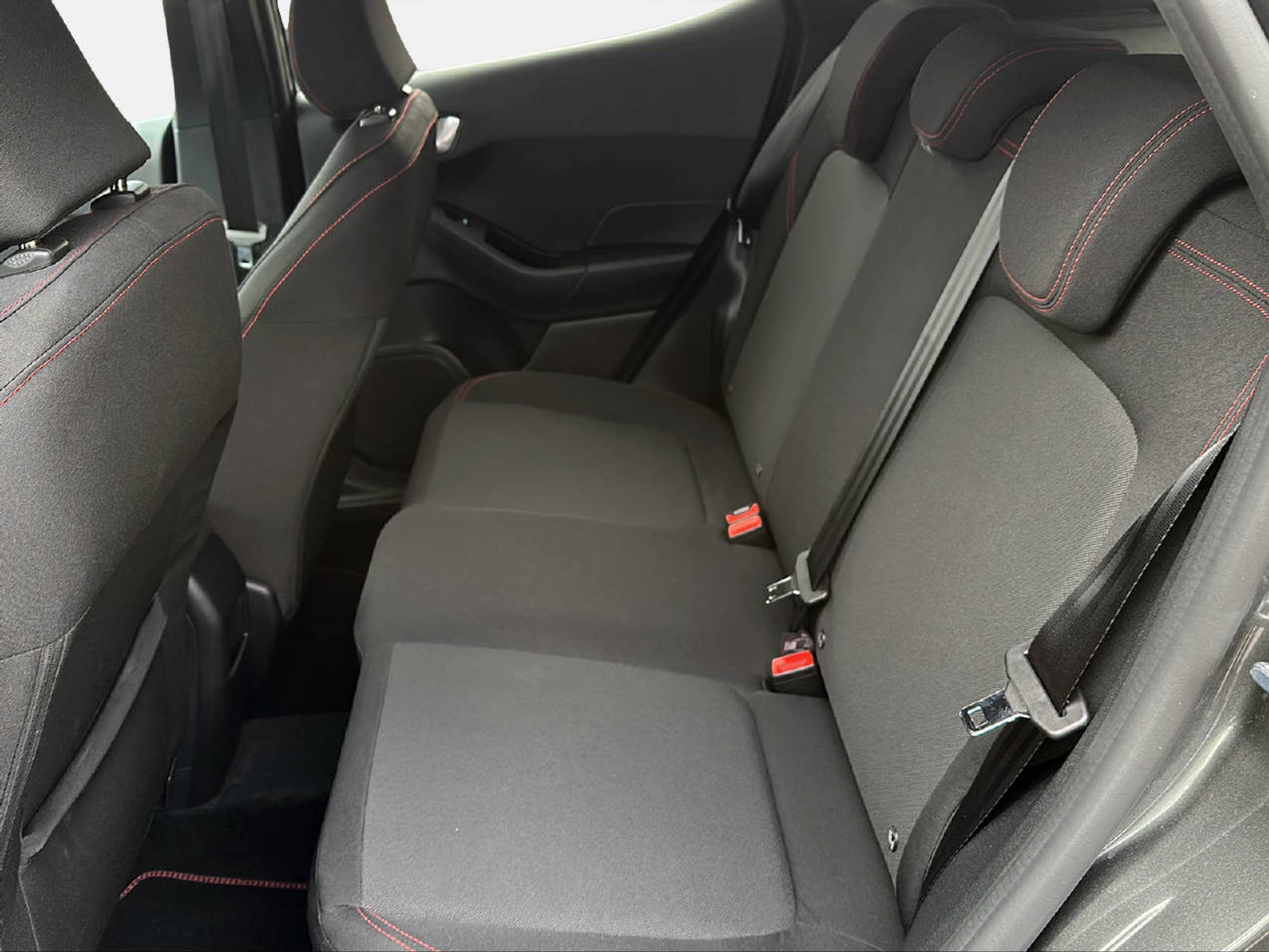 listing desktop thumbnail image 14