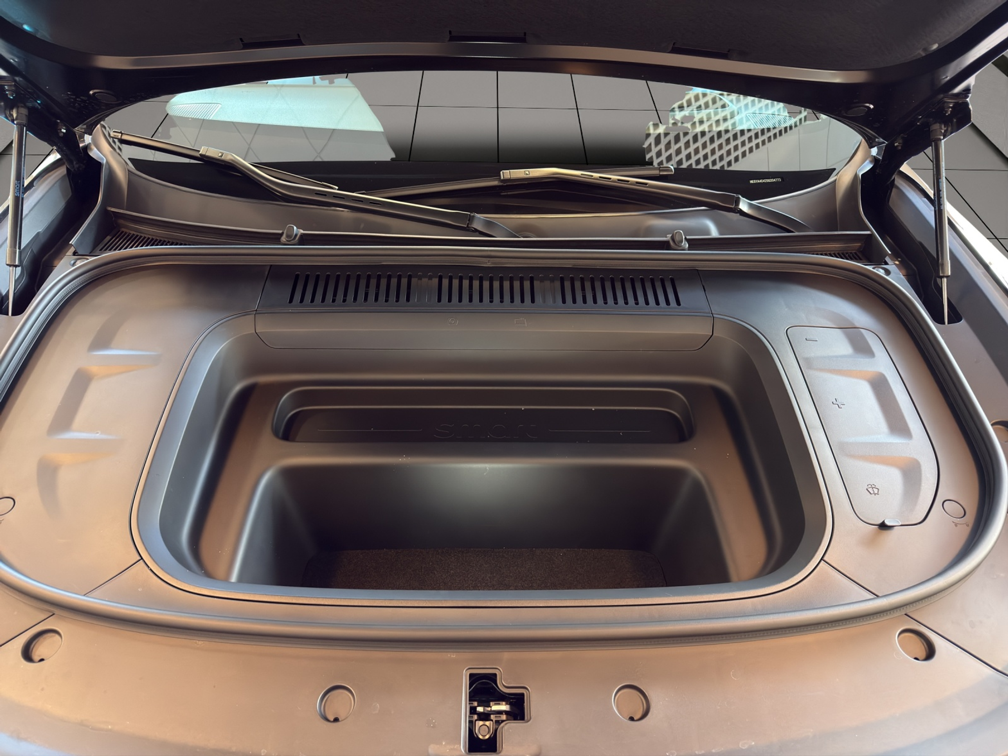 listing desktop thumbnail image 14