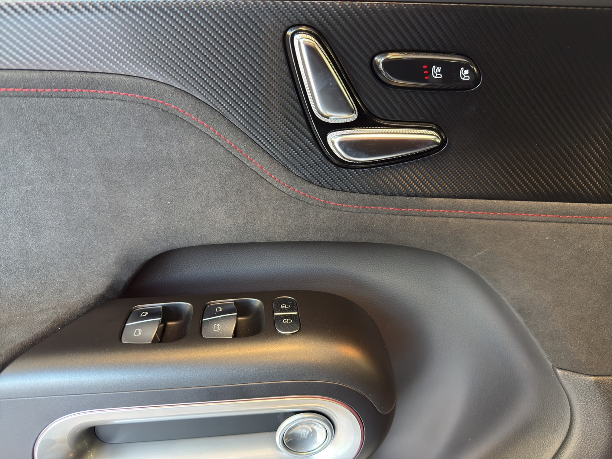 listing desktop thumbnail image 6