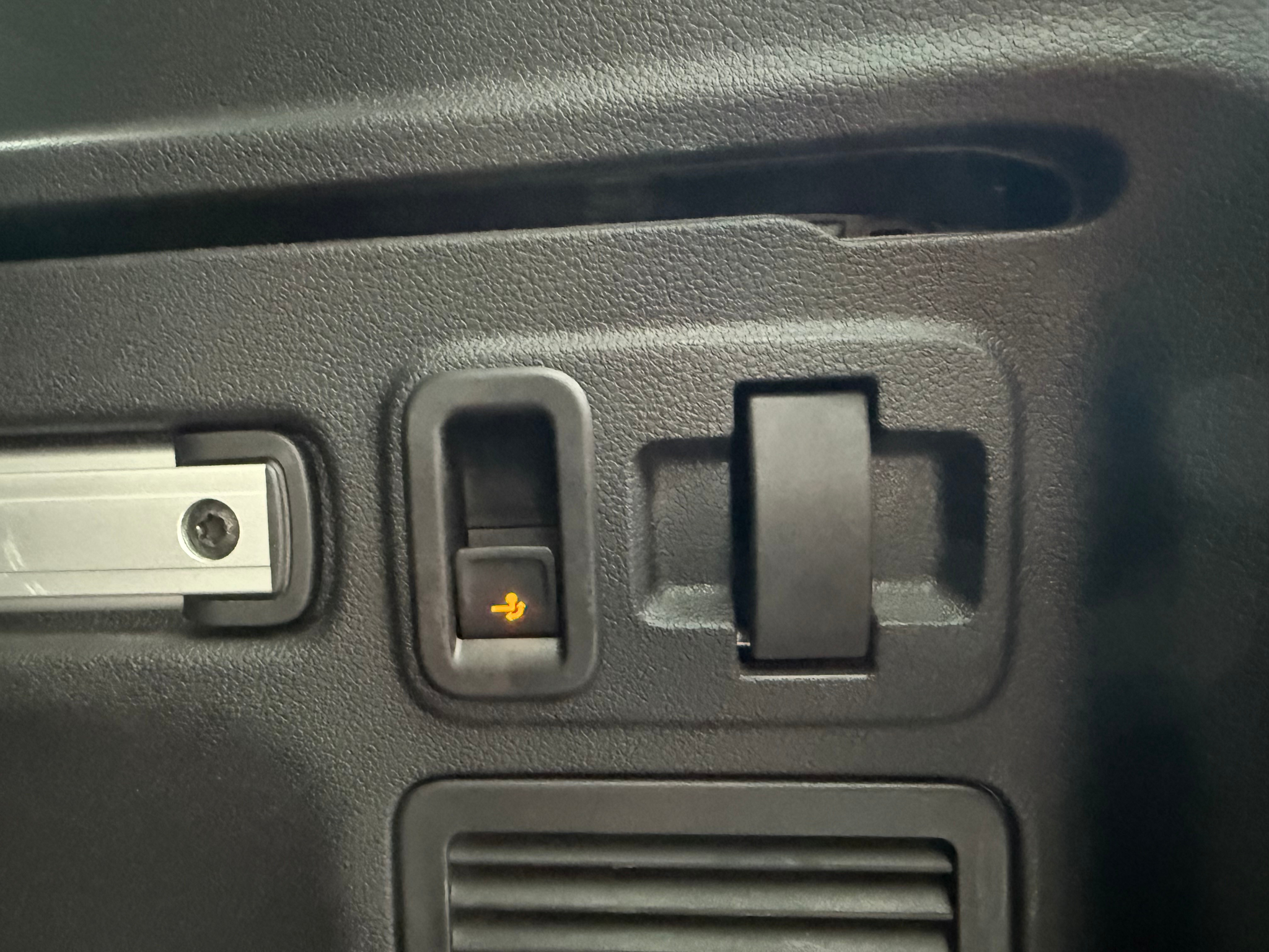 listing desktop thumbnail image 9