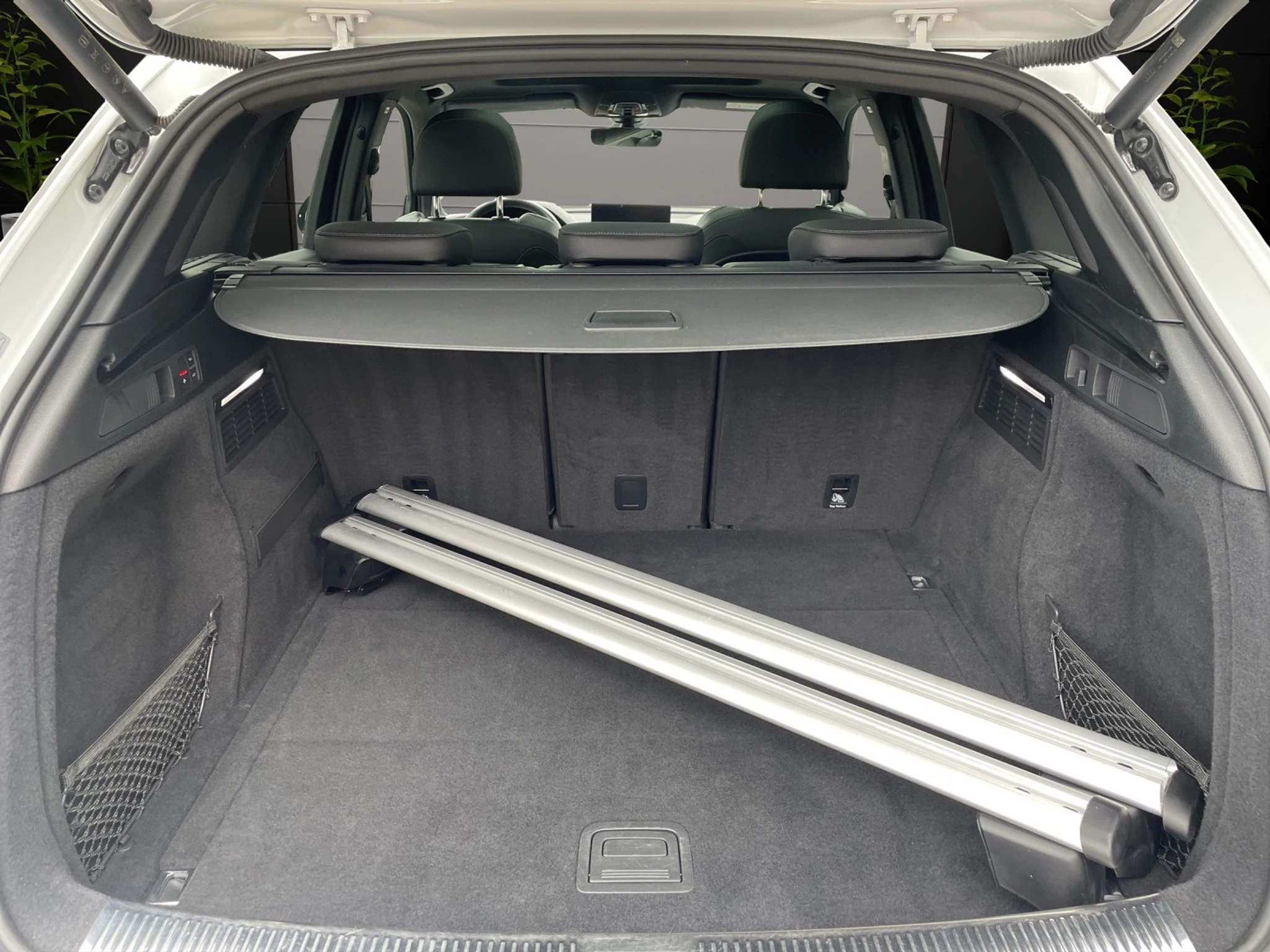 listing desktop thumbnail image 13