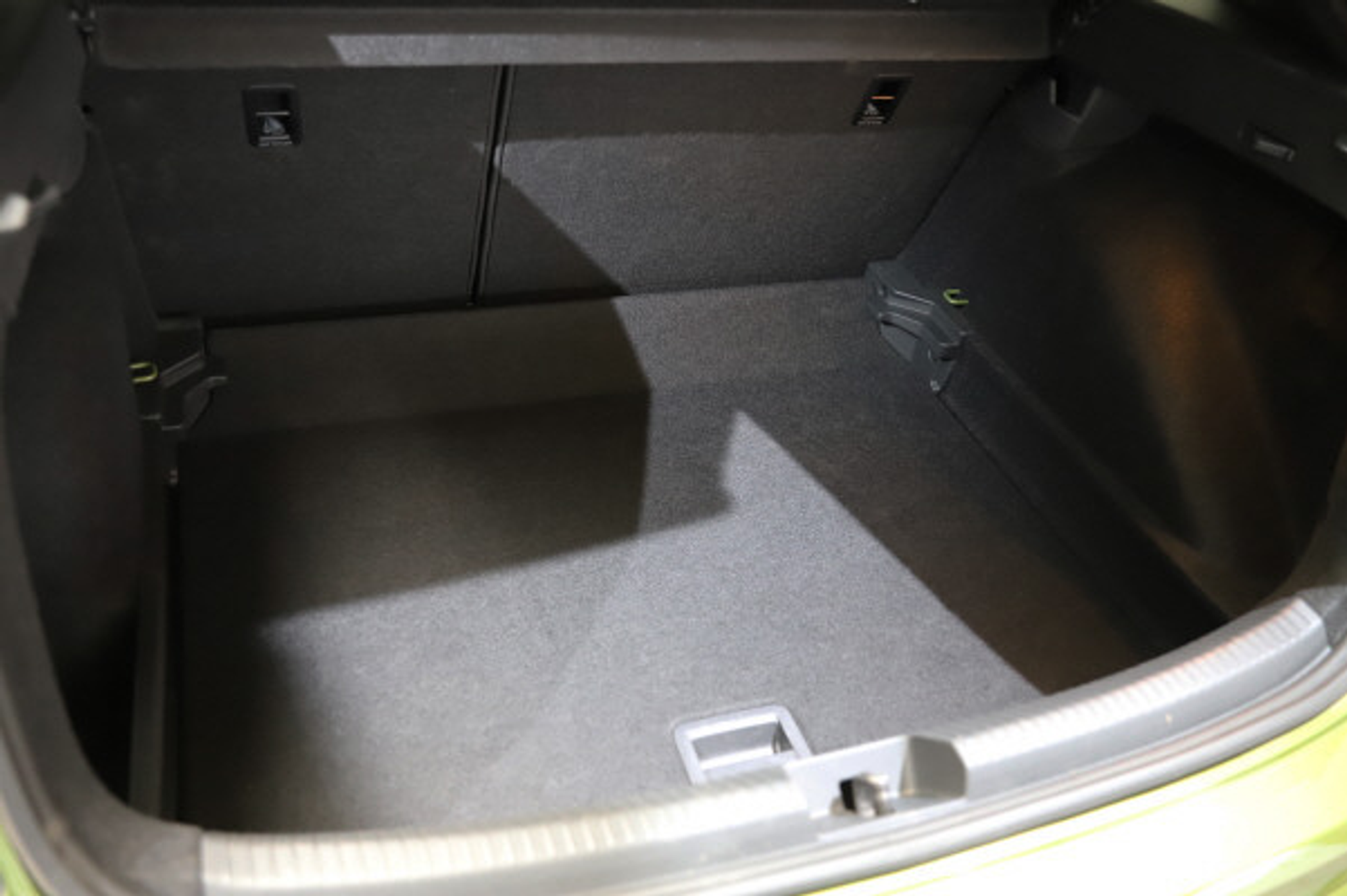 listing desktop thumbnail image 11