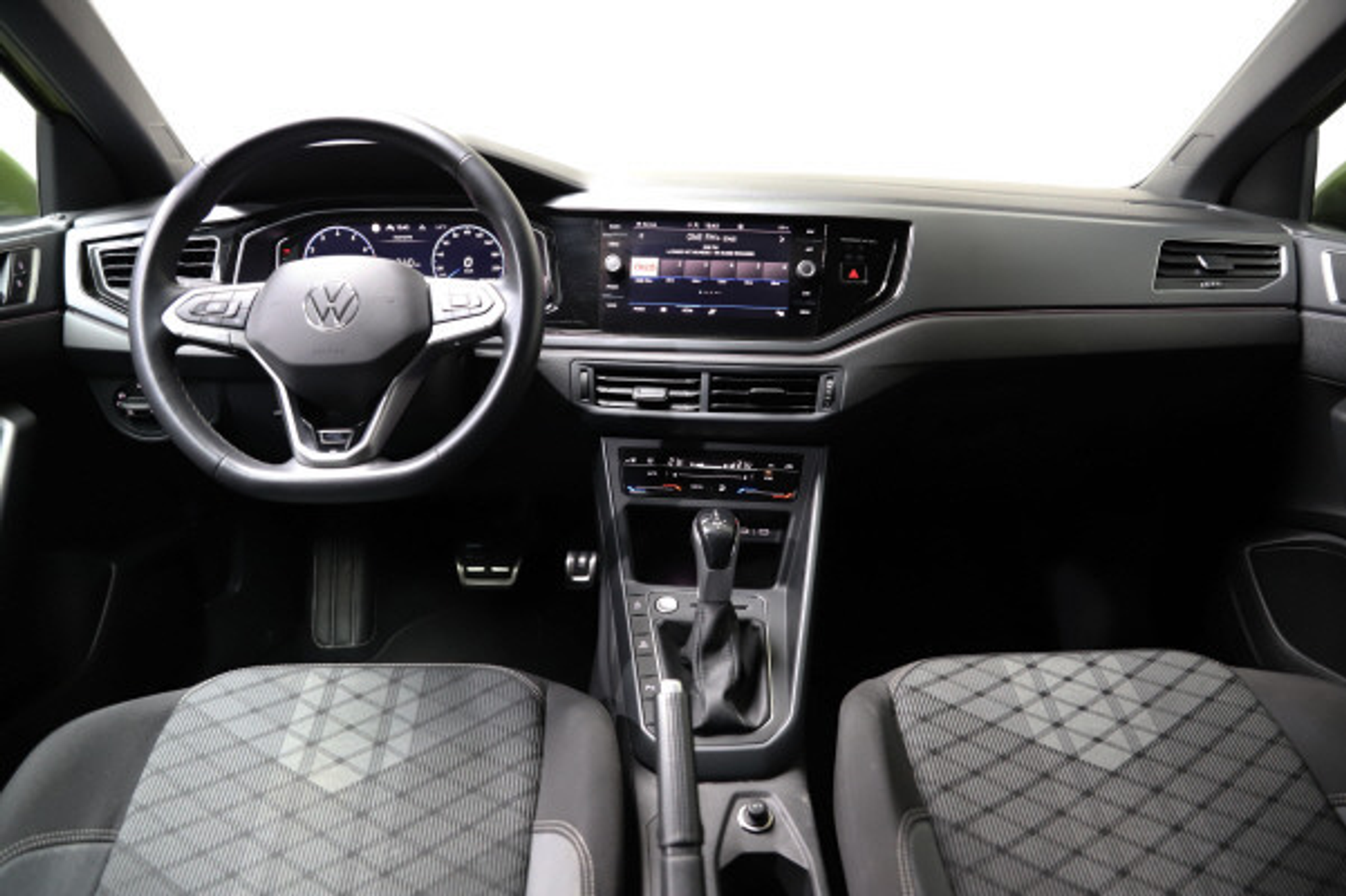 listing desktop thumbnail image 9