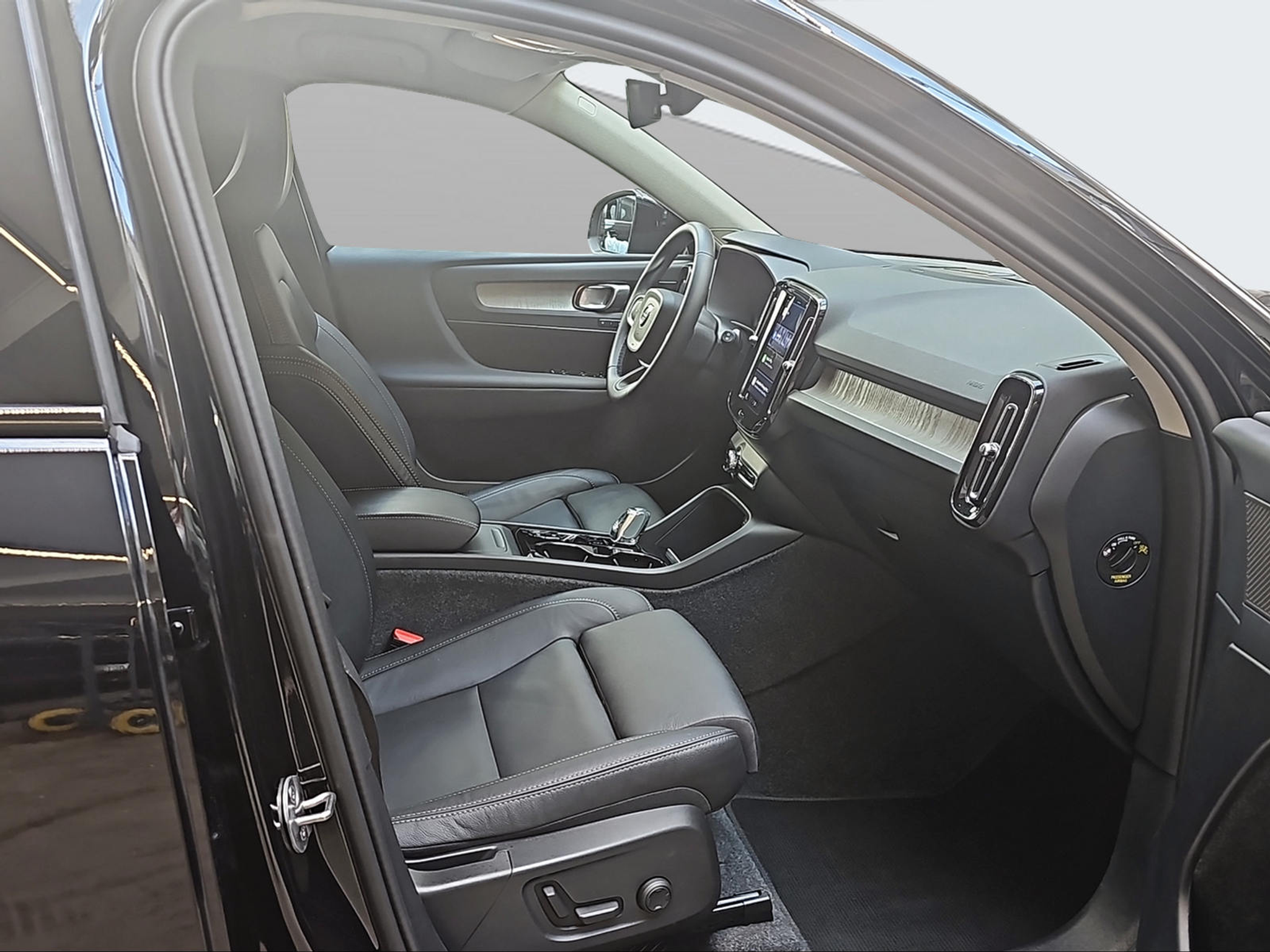 listing desktop thumbnail image 19