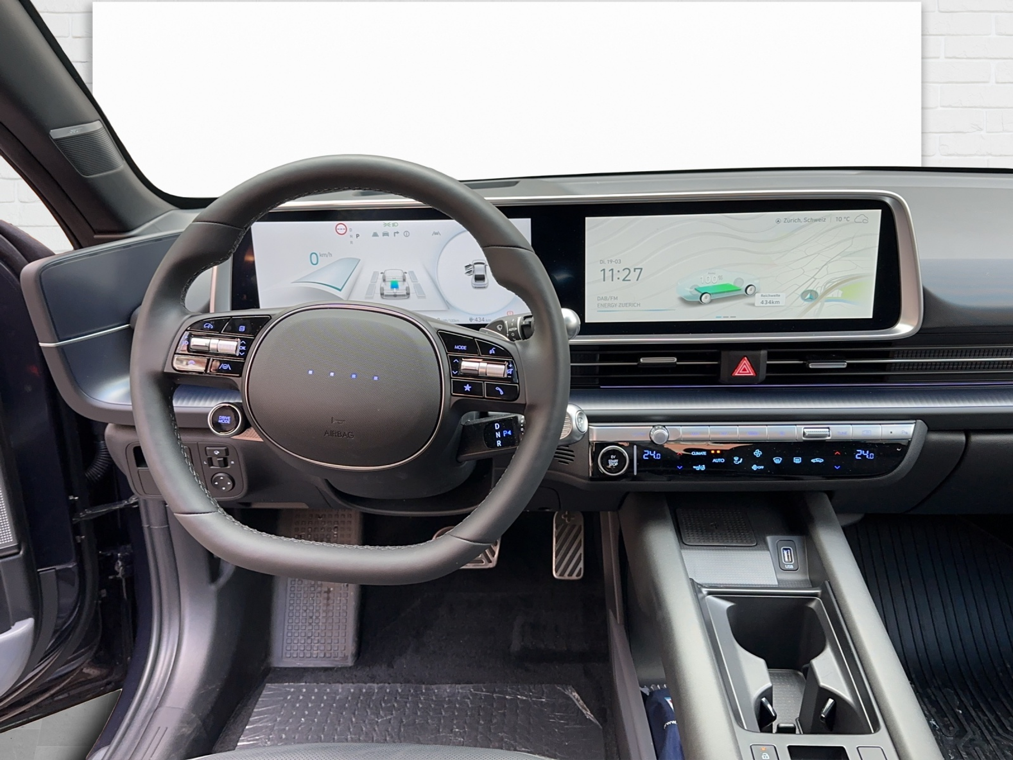 listing desktop thumbnail image 7