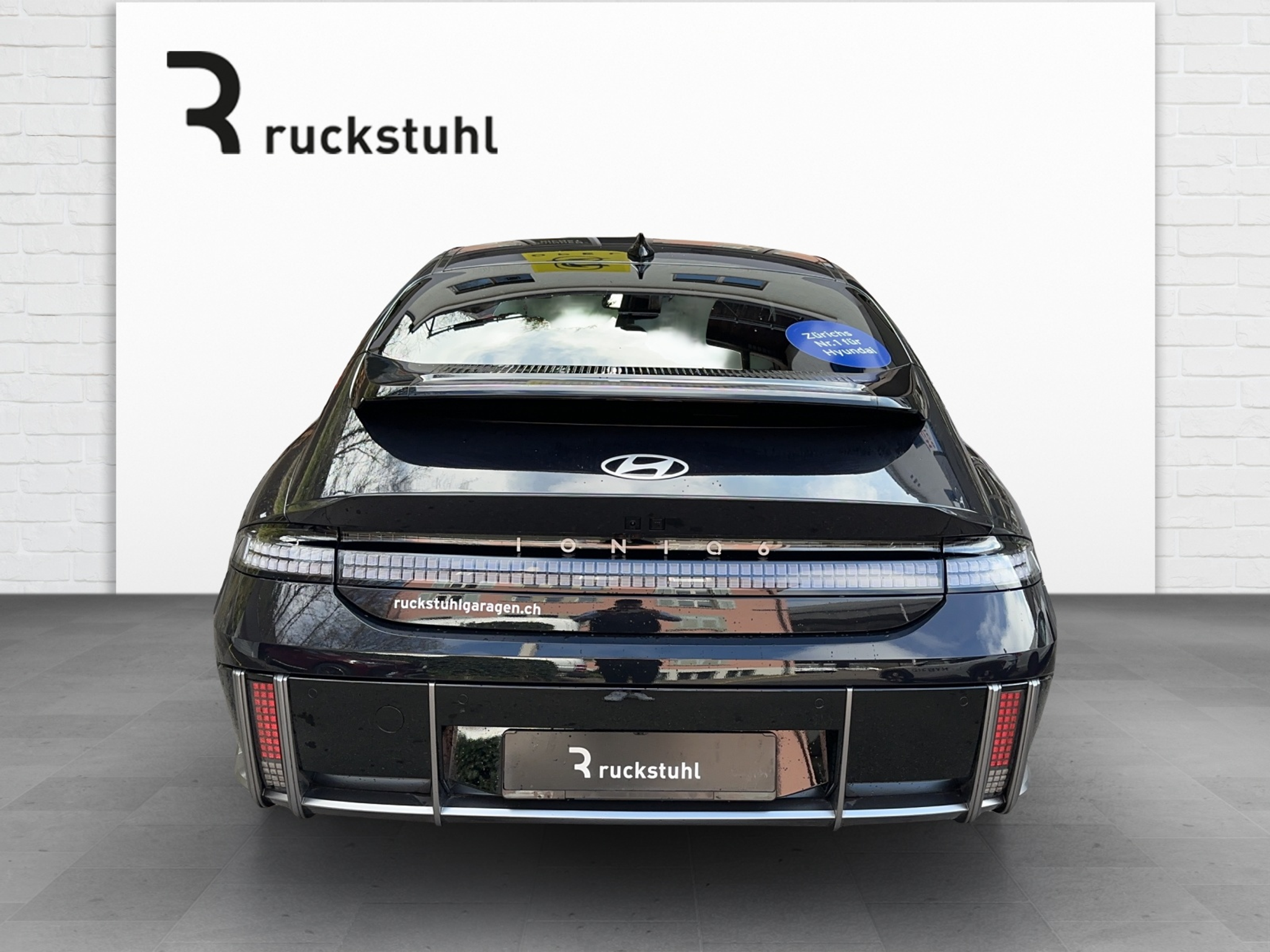 listing desktop thumbnail image 4