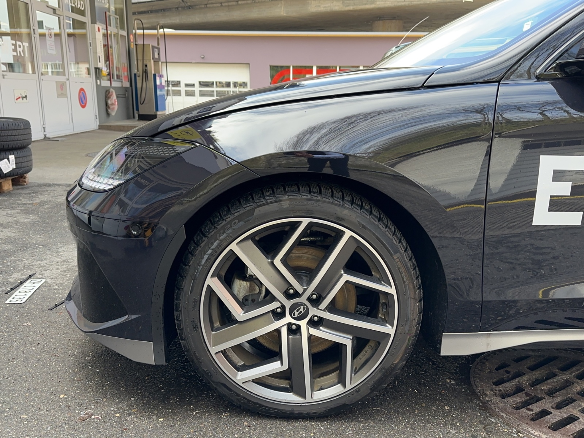 listing desktop thumbnail image 13