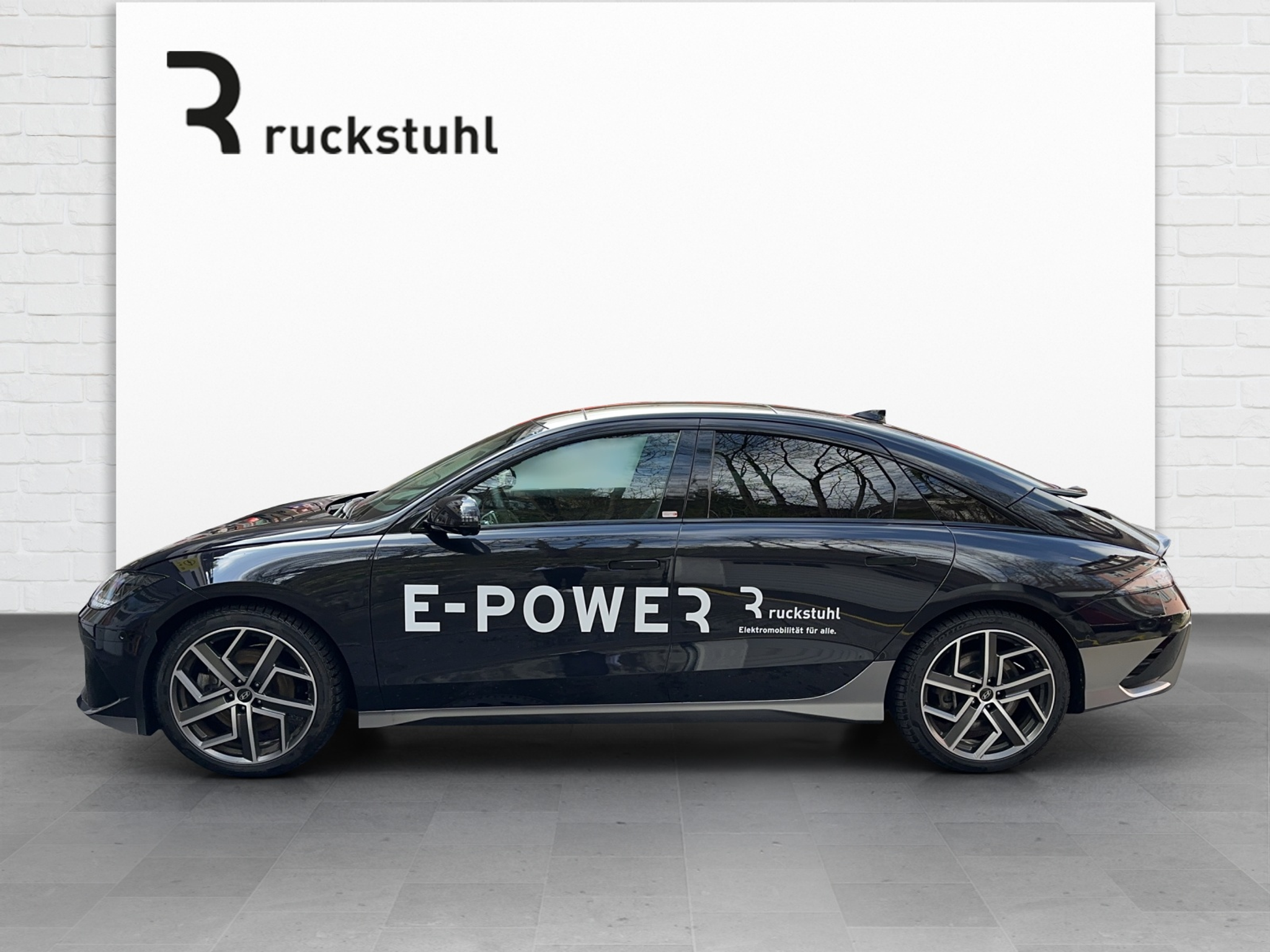 listing desktop thumbnail image 2