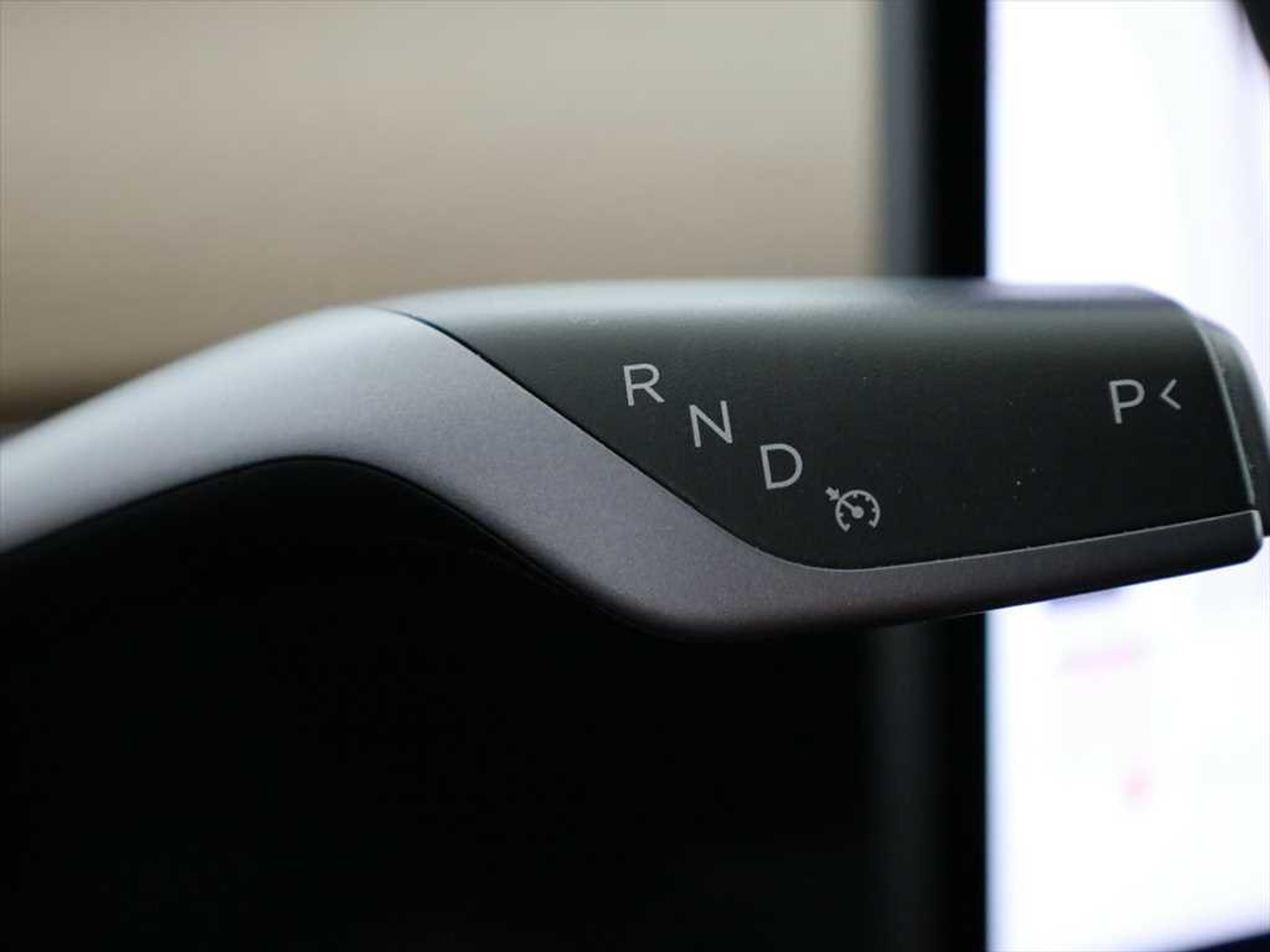 listing desktop thumbnail image 8