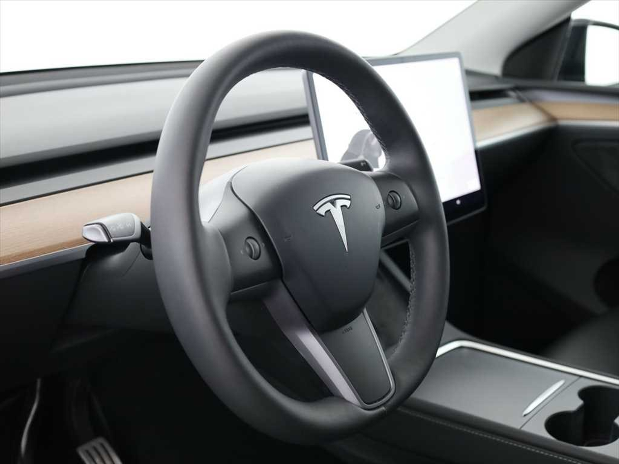 listing desktop thumbnail image 7