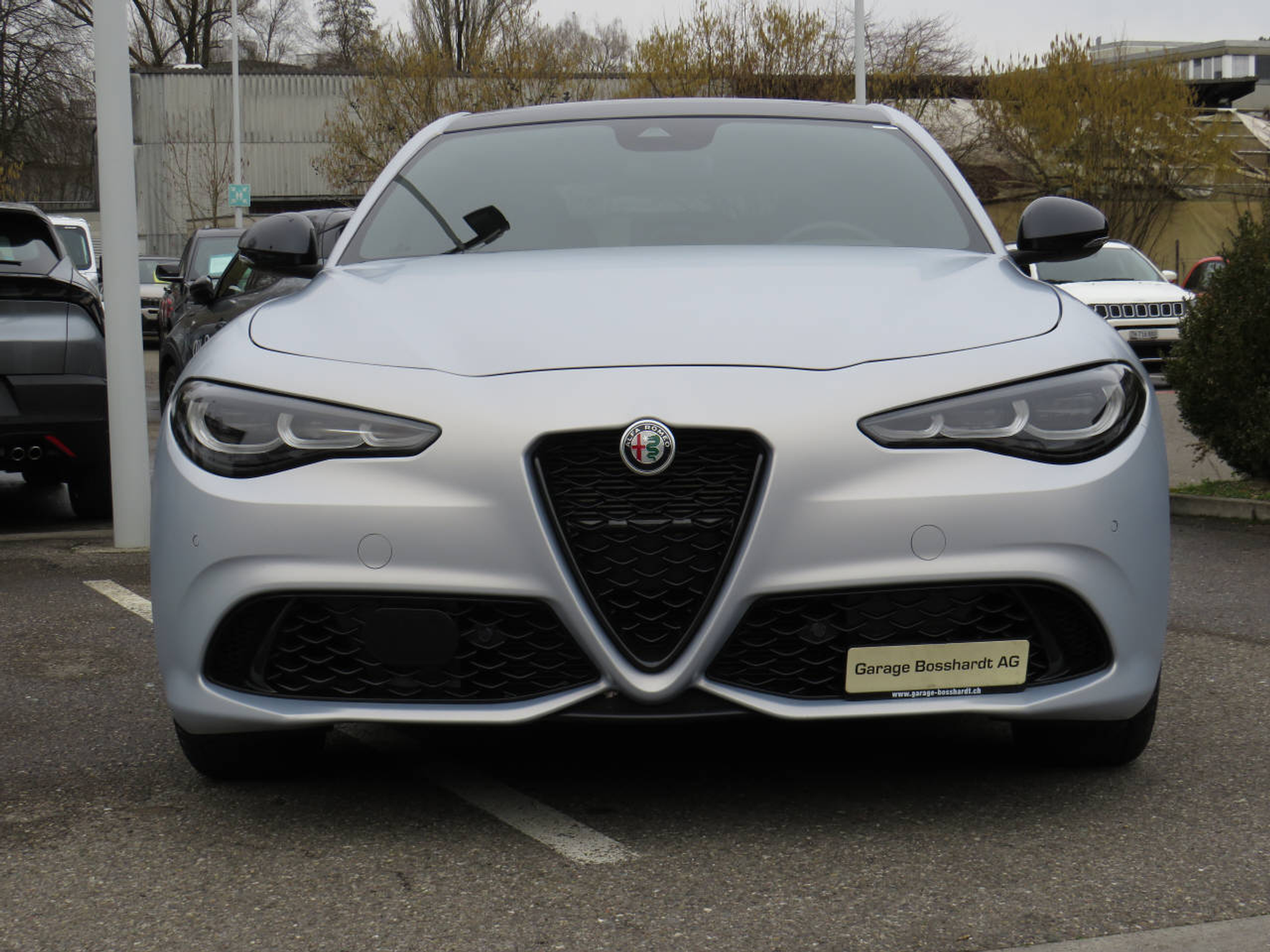 listing desktop thumbnail image 6