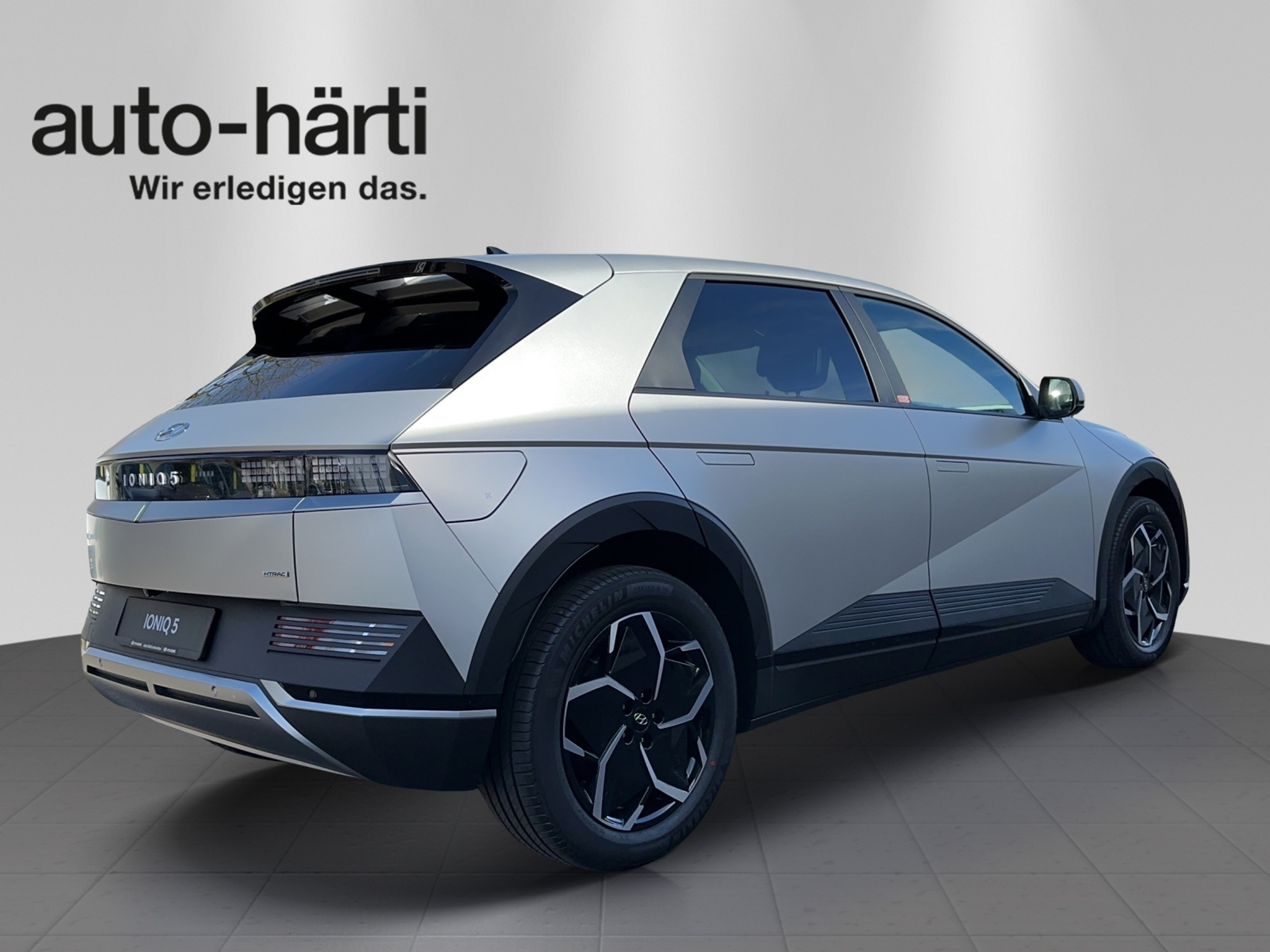 listing desktop thumbnail image 2