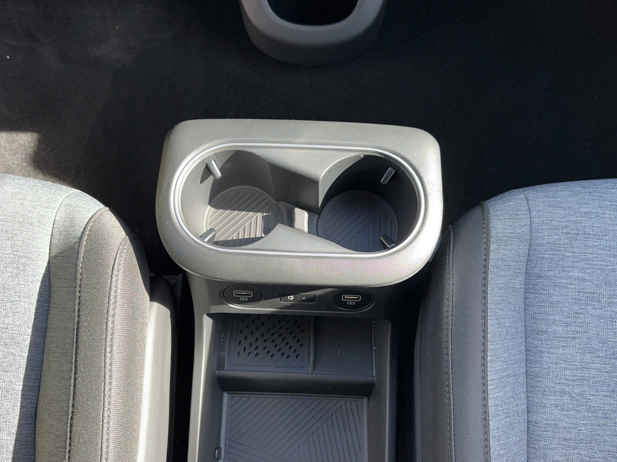 listing desktop thumbnail image 12