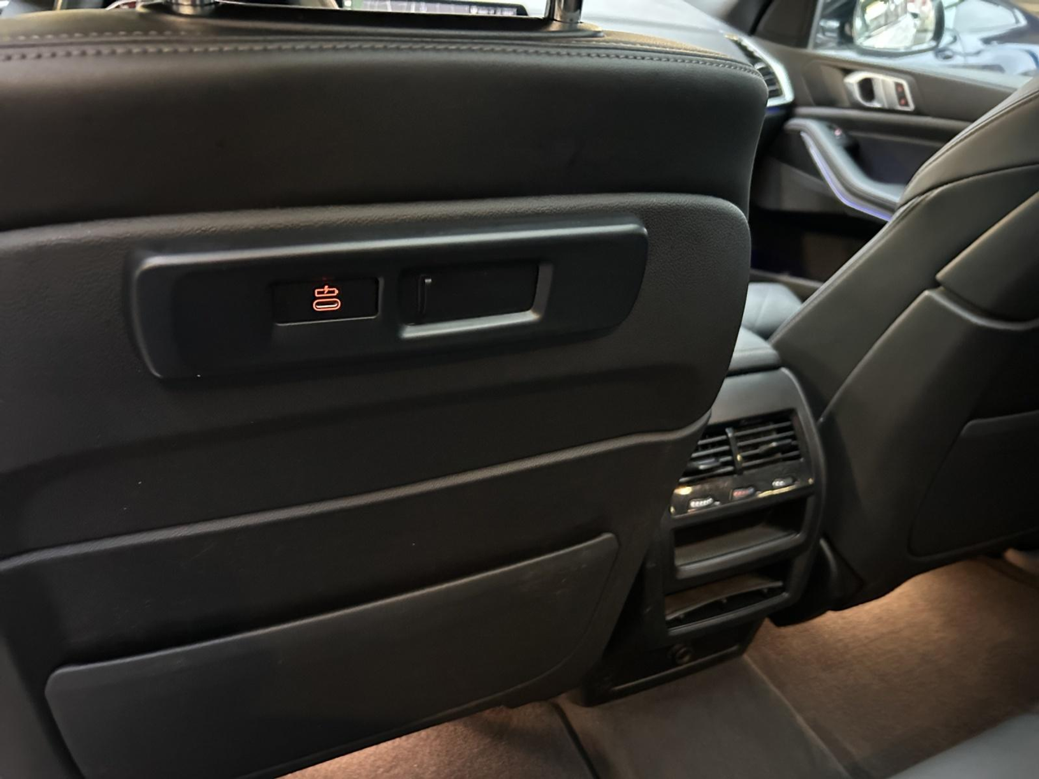 listing desktop thumbnail image 19