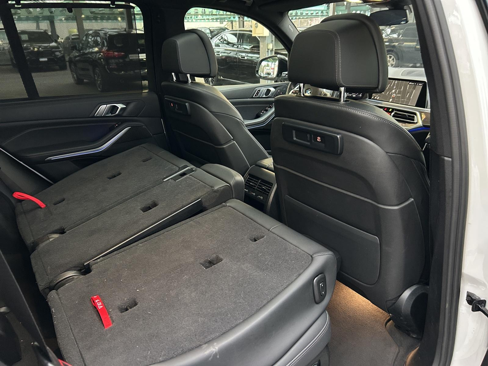 listing desktop thumbnail image 22