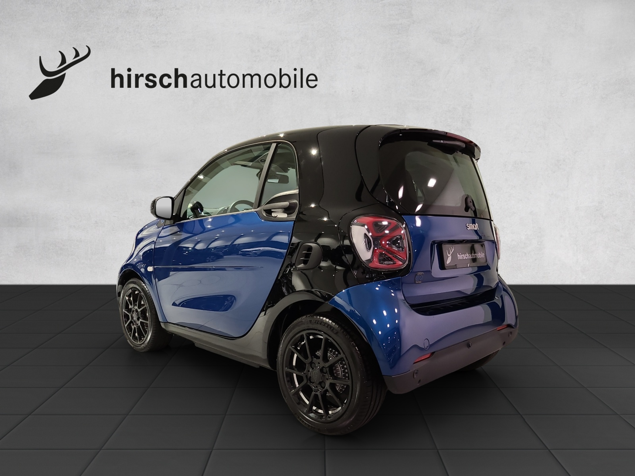 listing desktop thumbnail image 1