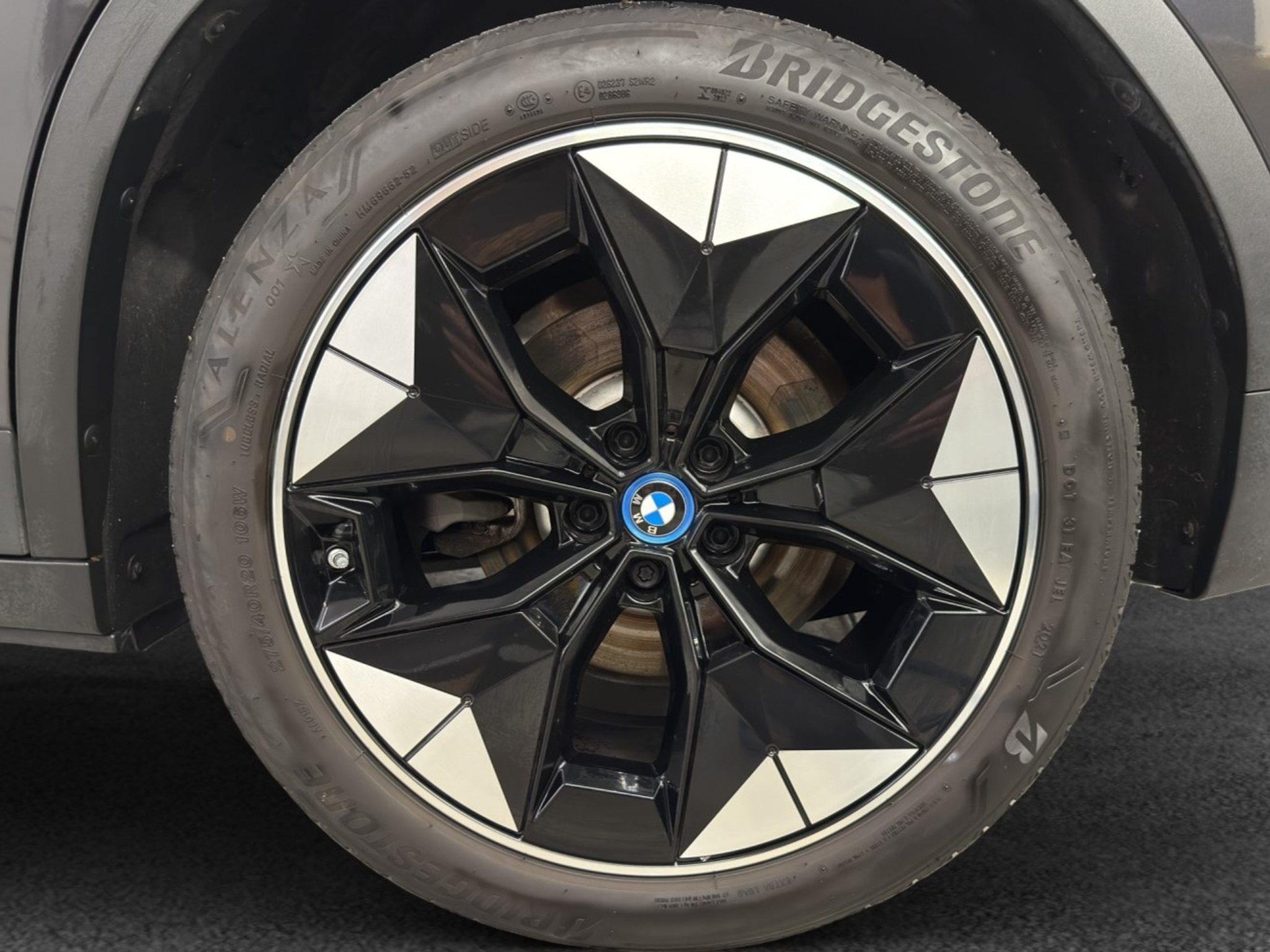 listing desktop thumbnail image 8