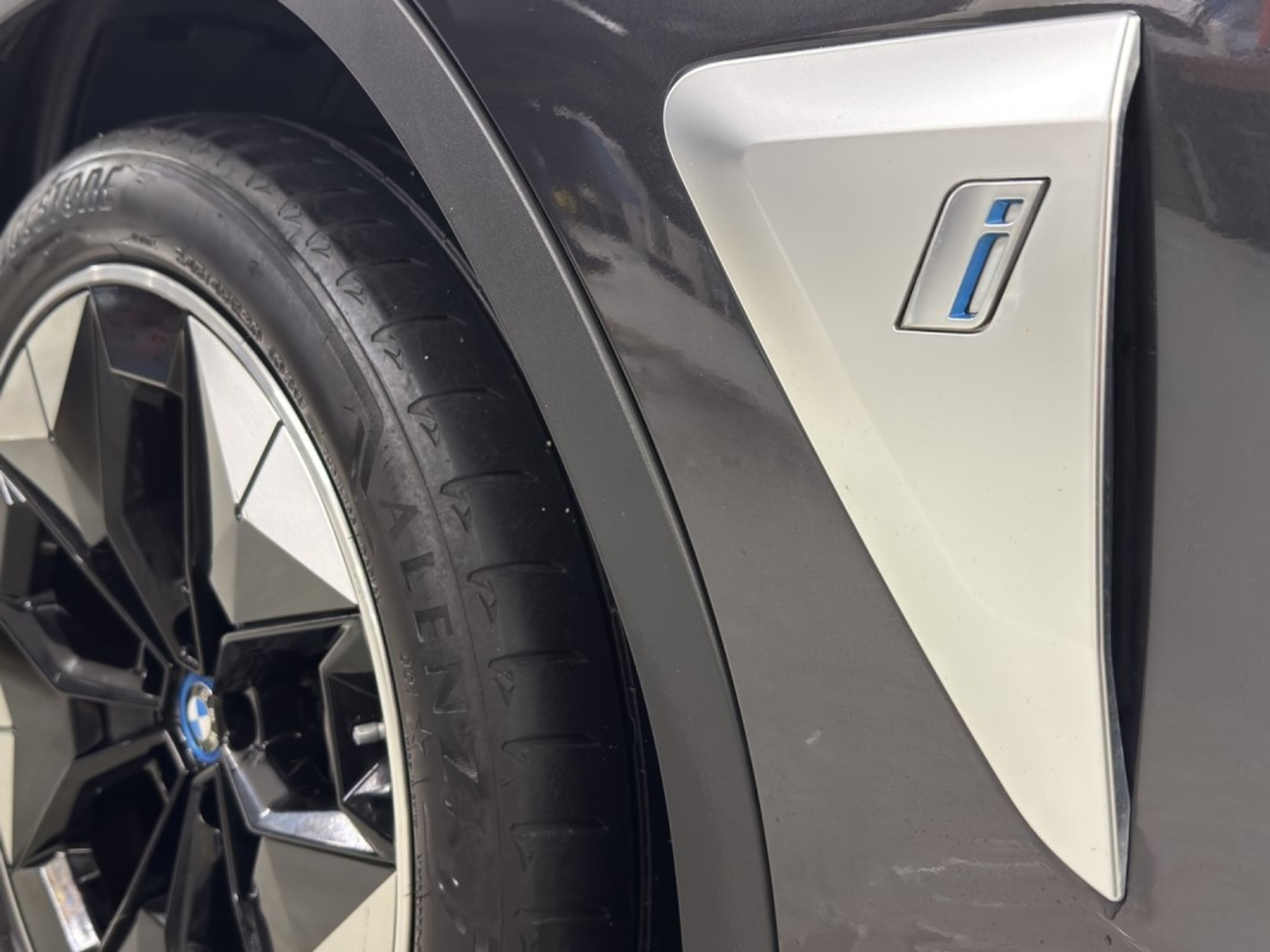 listing desktop thumbnail image 19