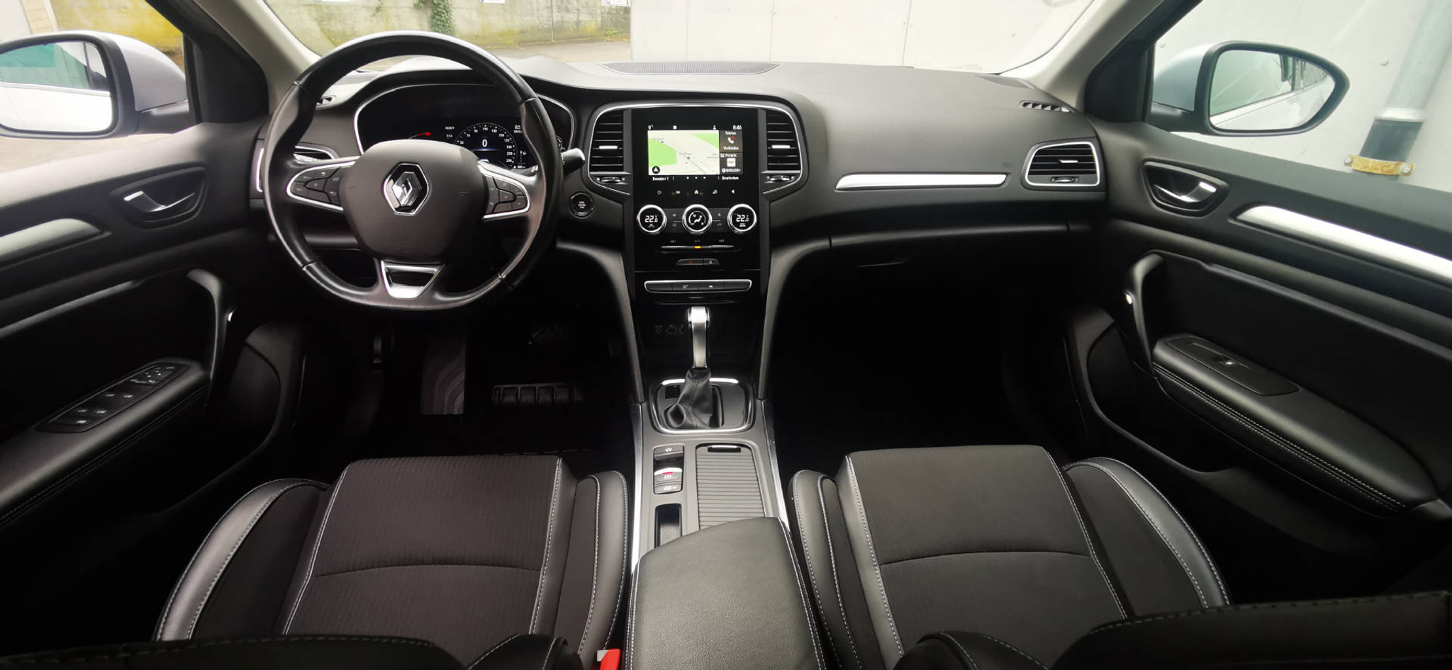 listing desktop thumbnail image 8