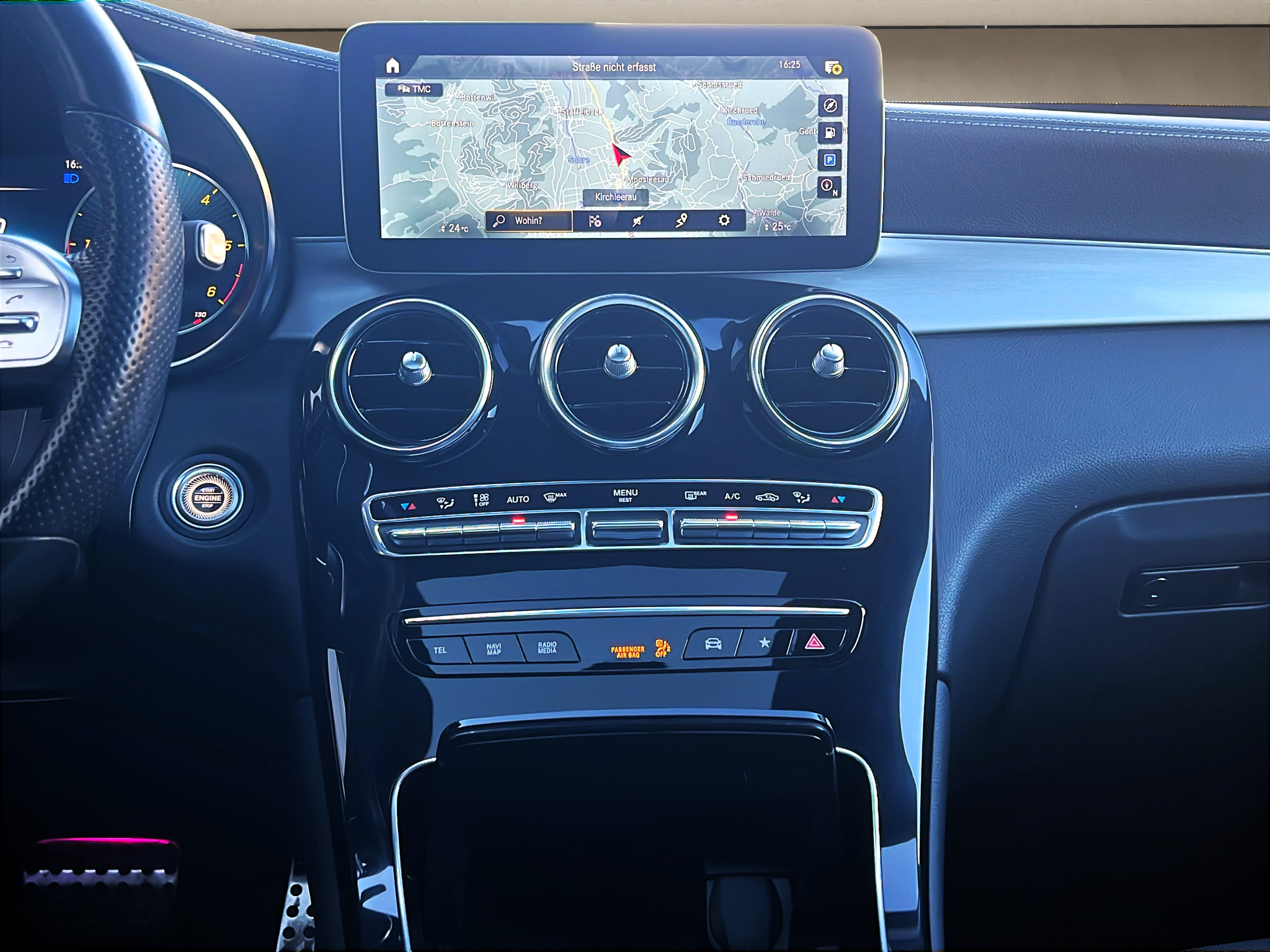 listing desktop thumbnail image 10