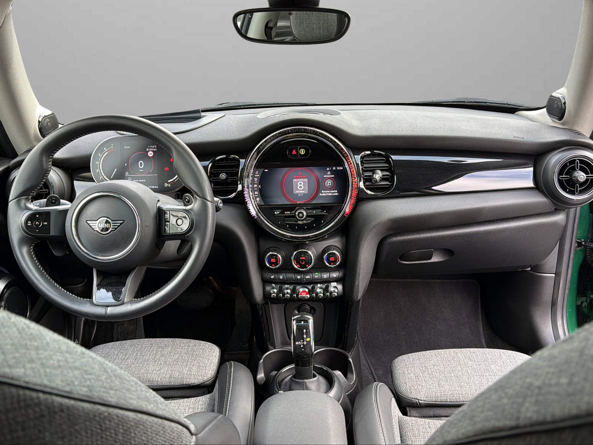 listing desktop thumbnail image 12