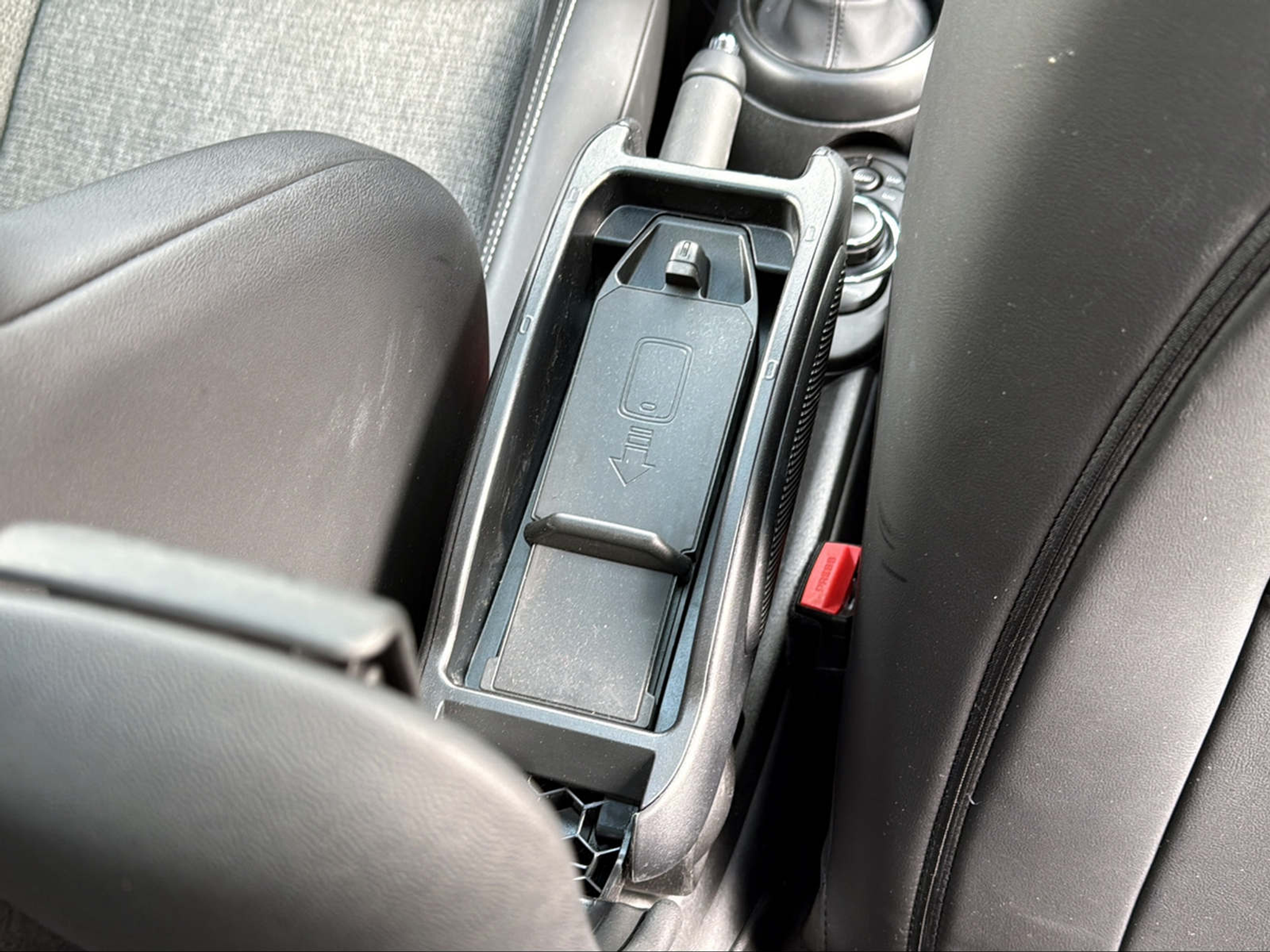 listing desktop thumbnail image 16