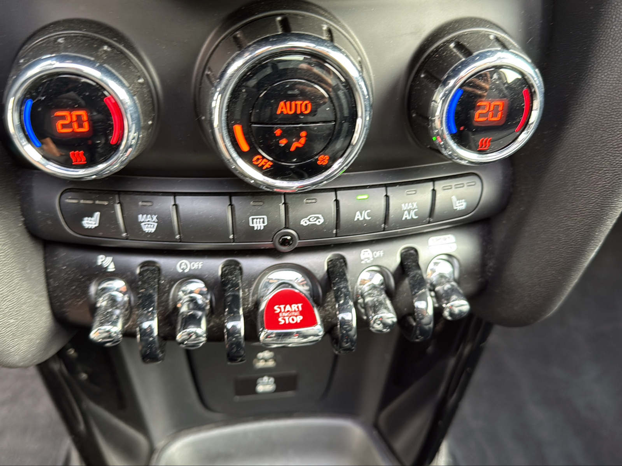 listing desktop thumbnail image 19