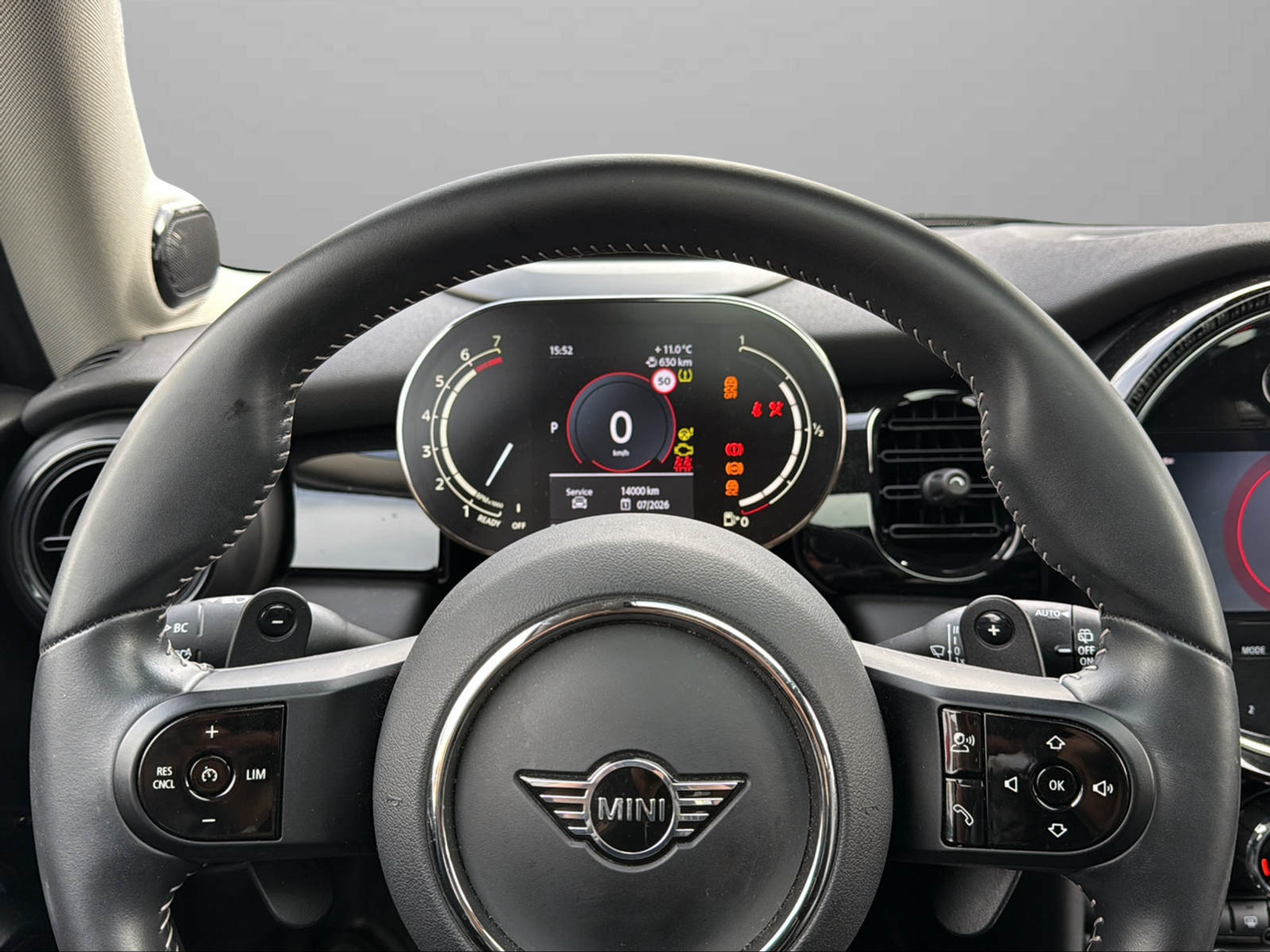 listing desktop thumbnail image 13