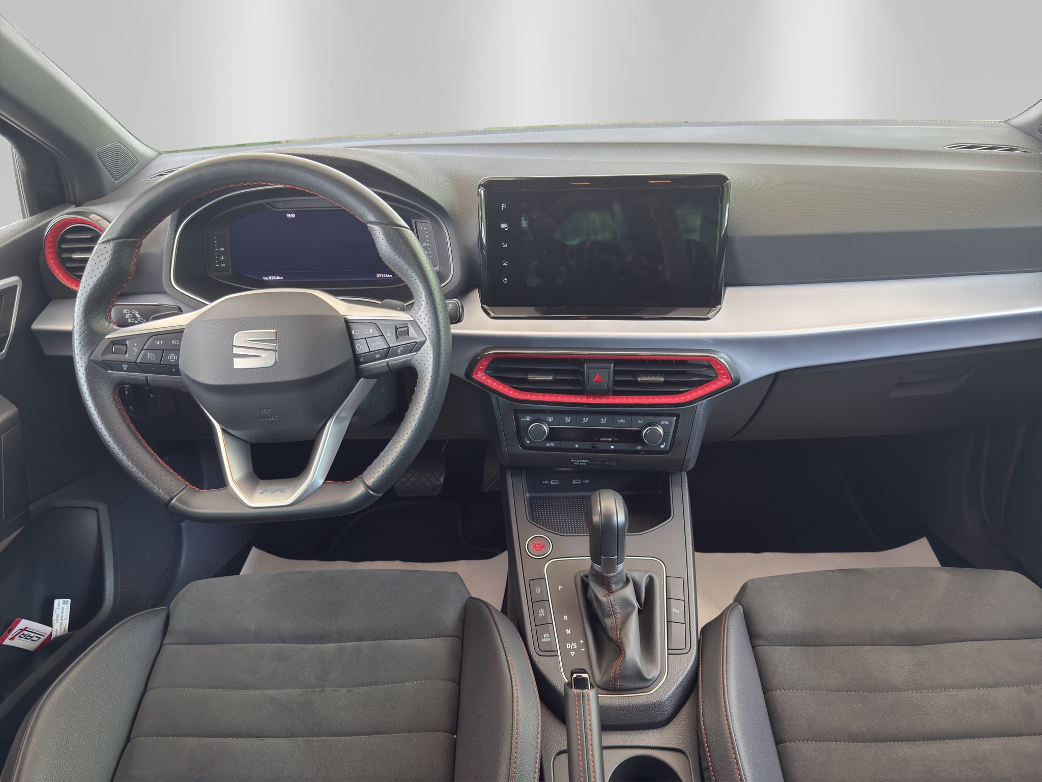 listing desktop thumbnail image 8