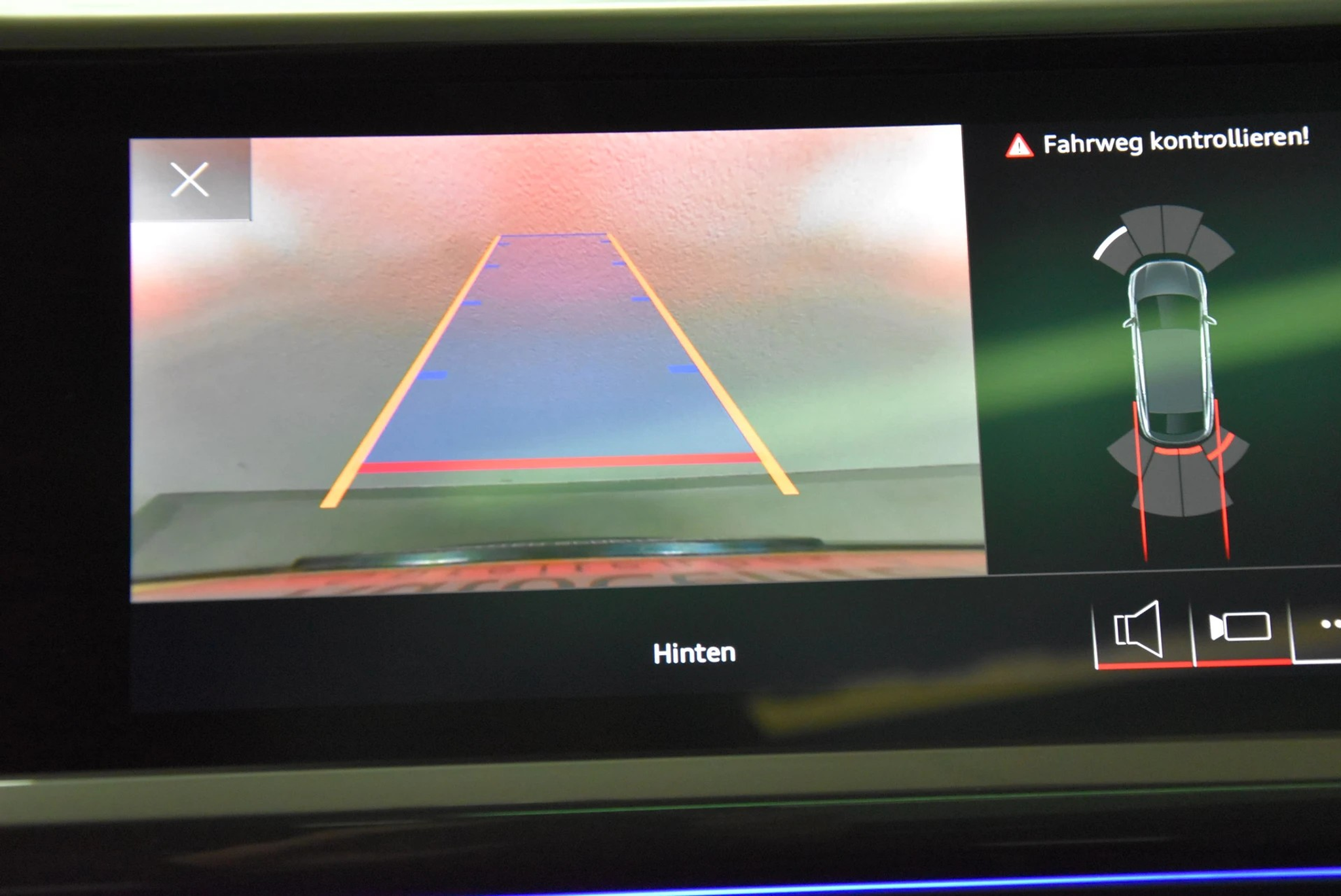 listing desktop thumbnail image 7