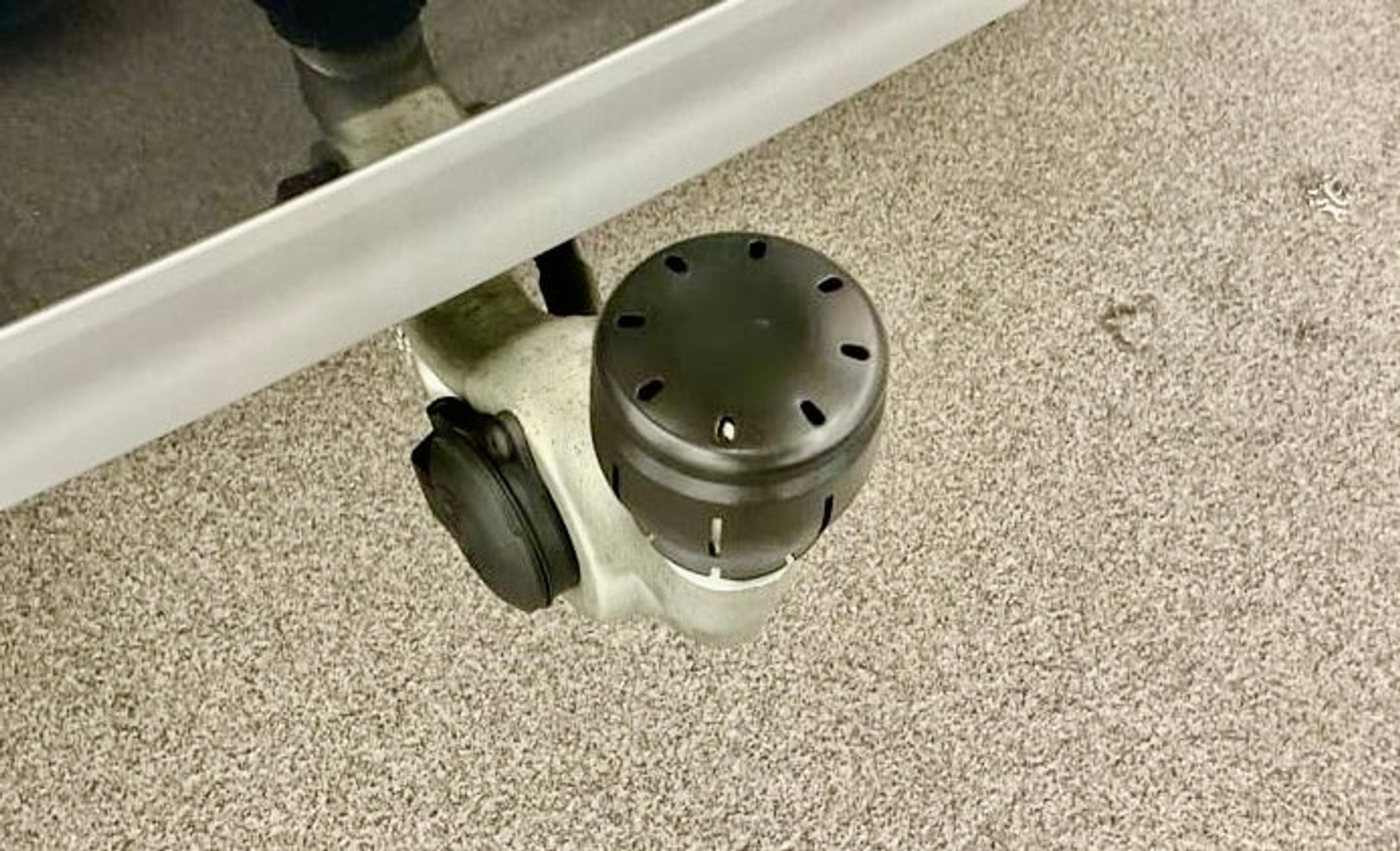 listing desktop thumbnail image 4