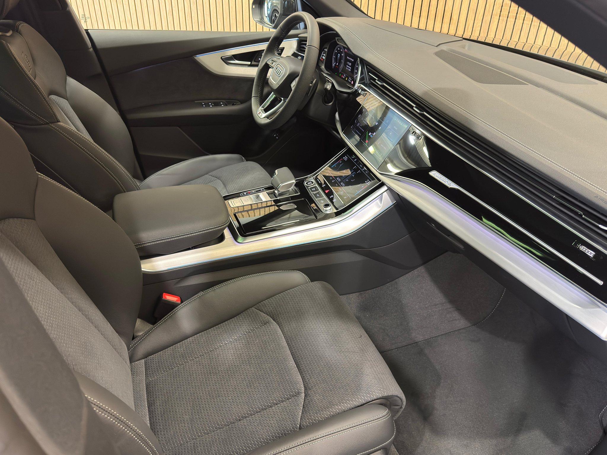 listing desktop thumbnail image 13