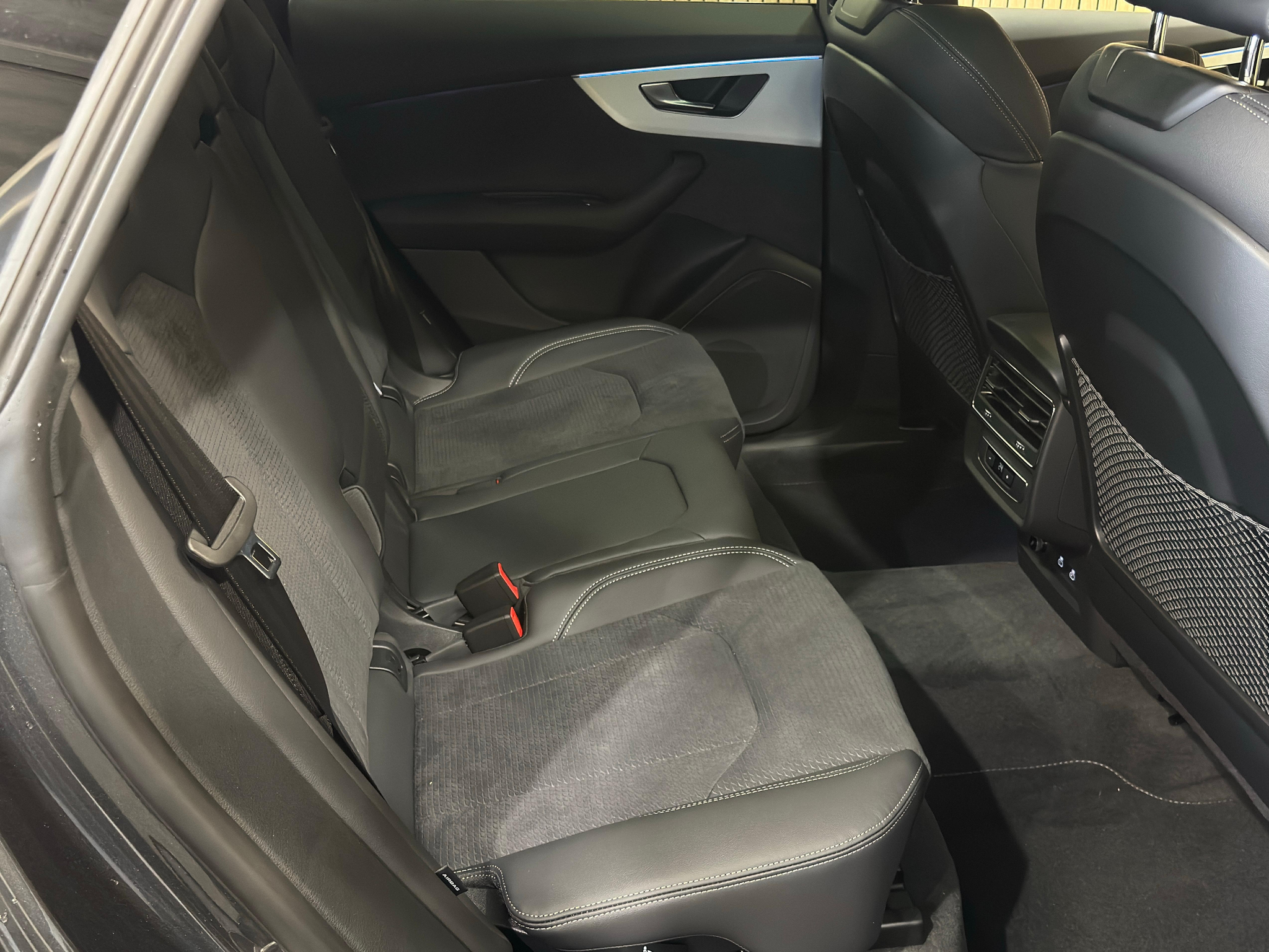 listing desktop thumbnail image 12