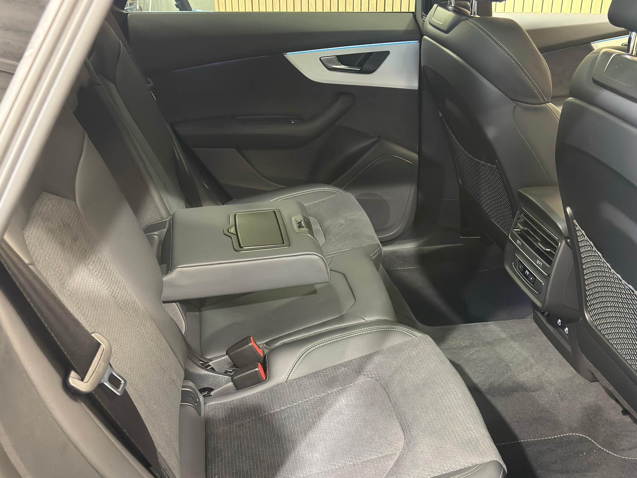 listing desktop thumbnail image 21