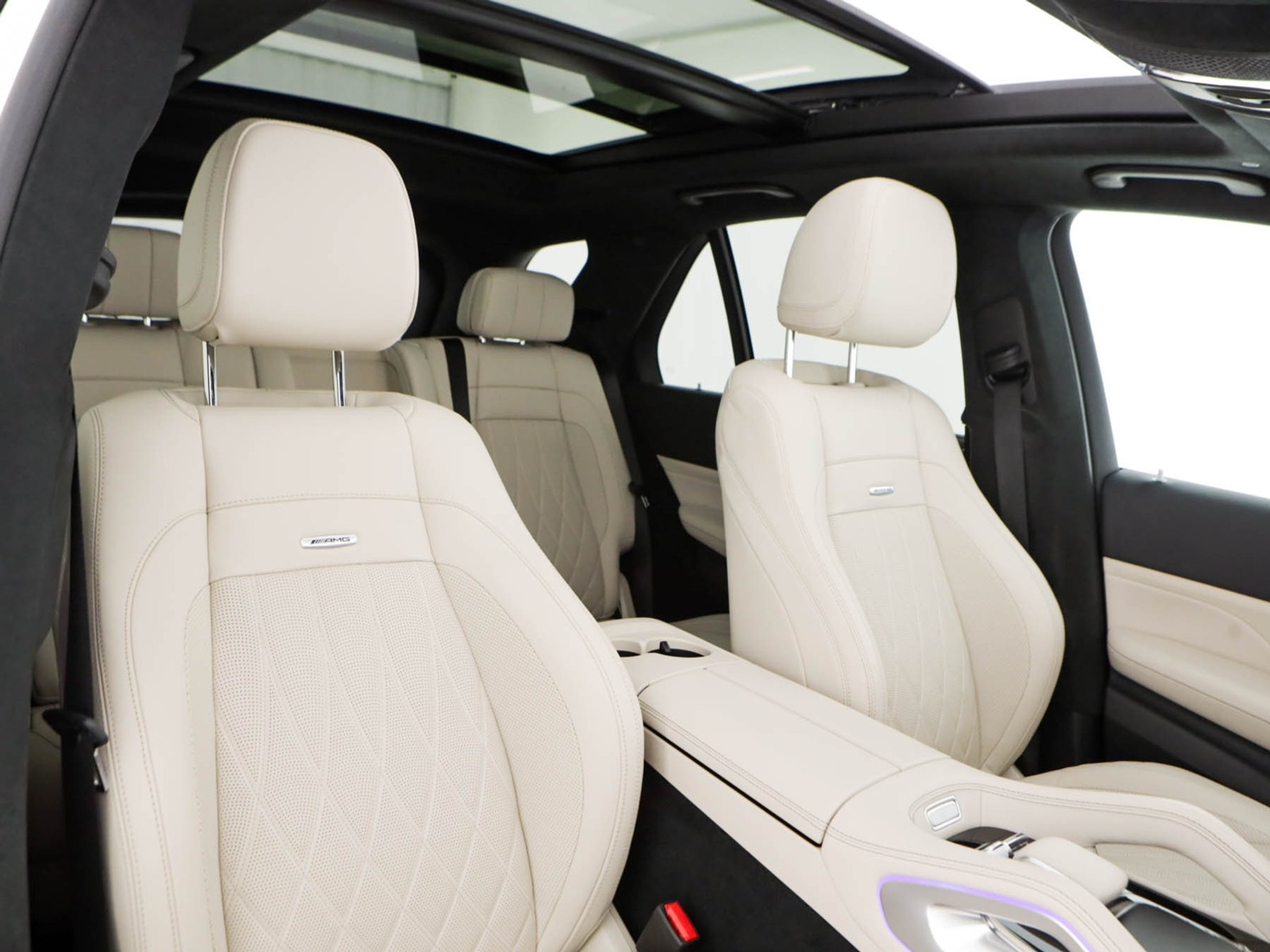 listing desktop thumbnail image 9