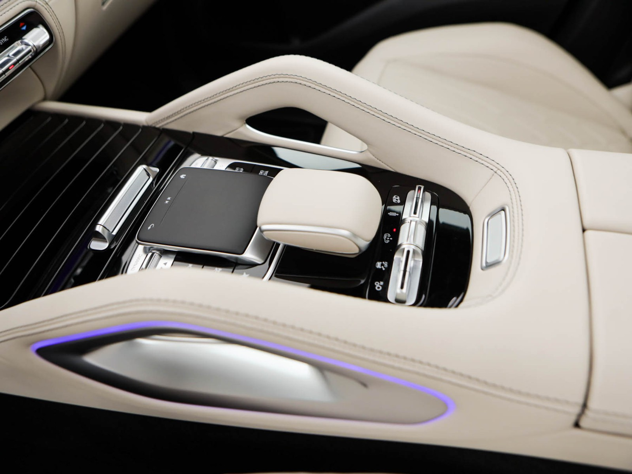 listing desktop thumbnail image 11