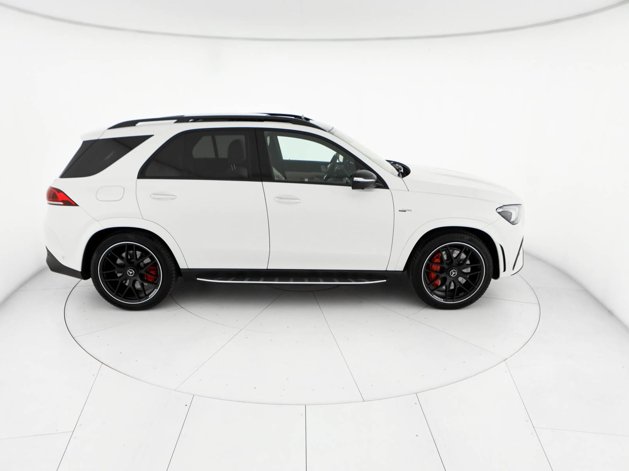 listing desktop thumbnail image 2