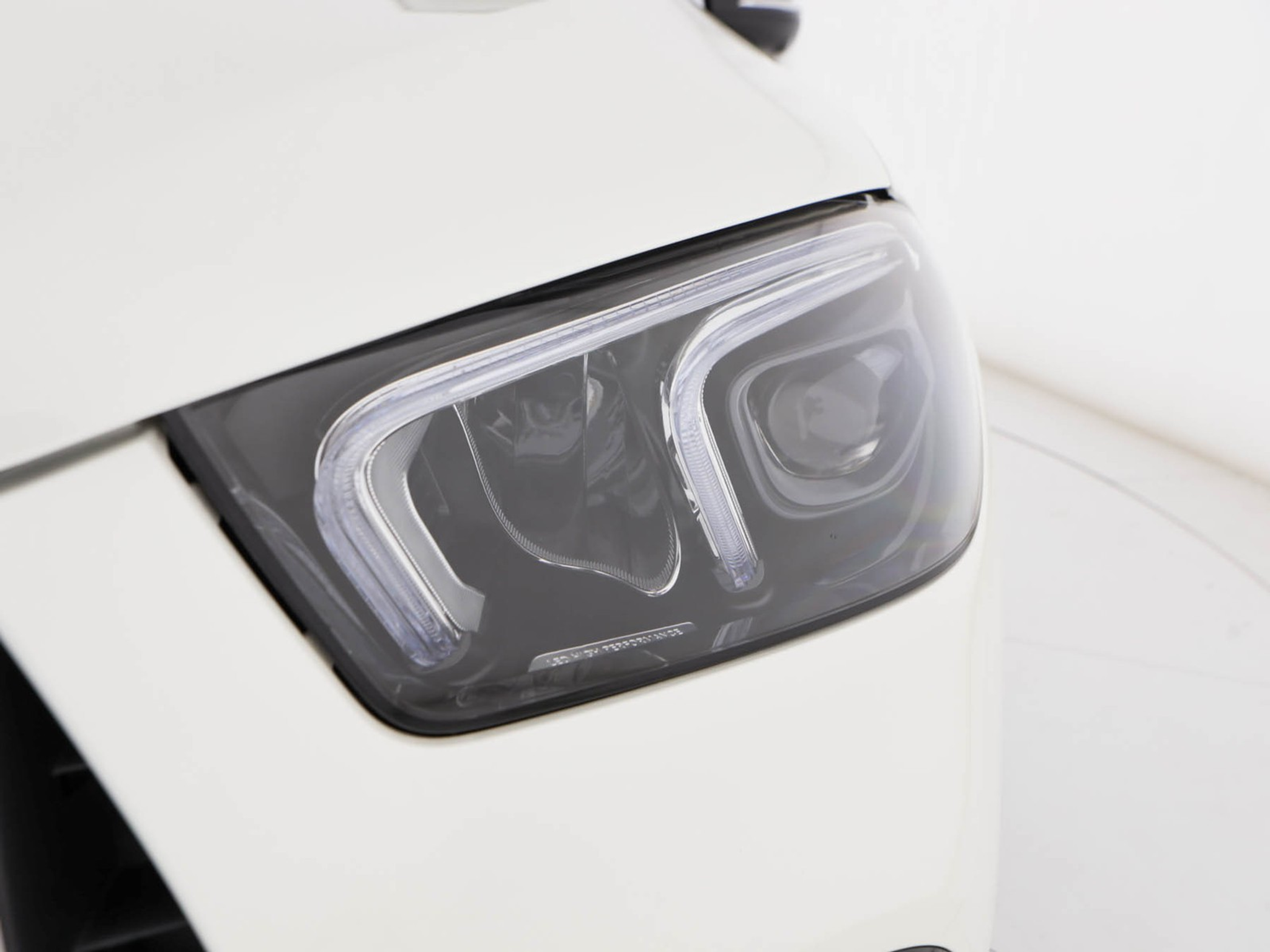 listing desktop thumbnail image 19