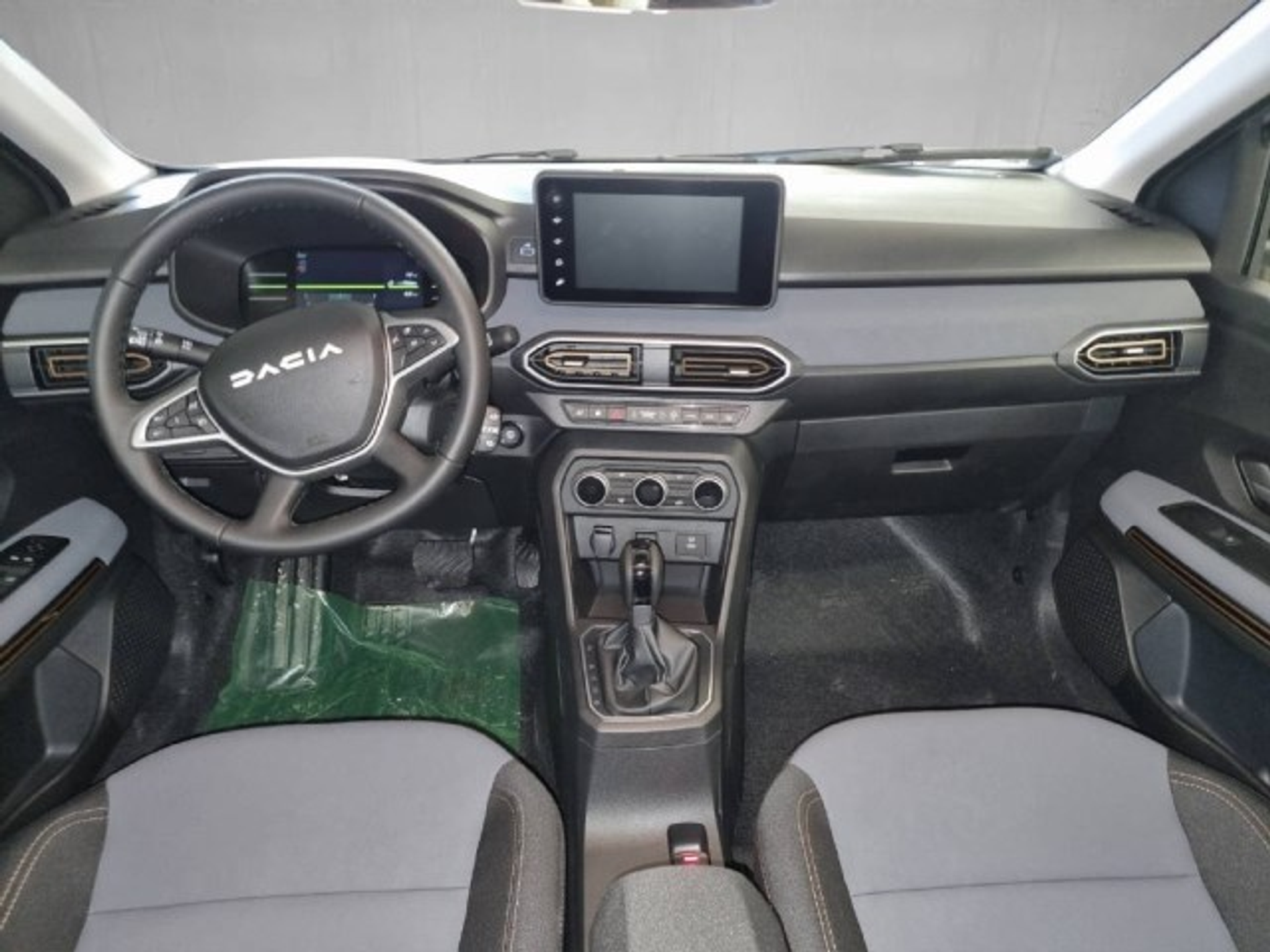 listing desktop thumbnail image 7