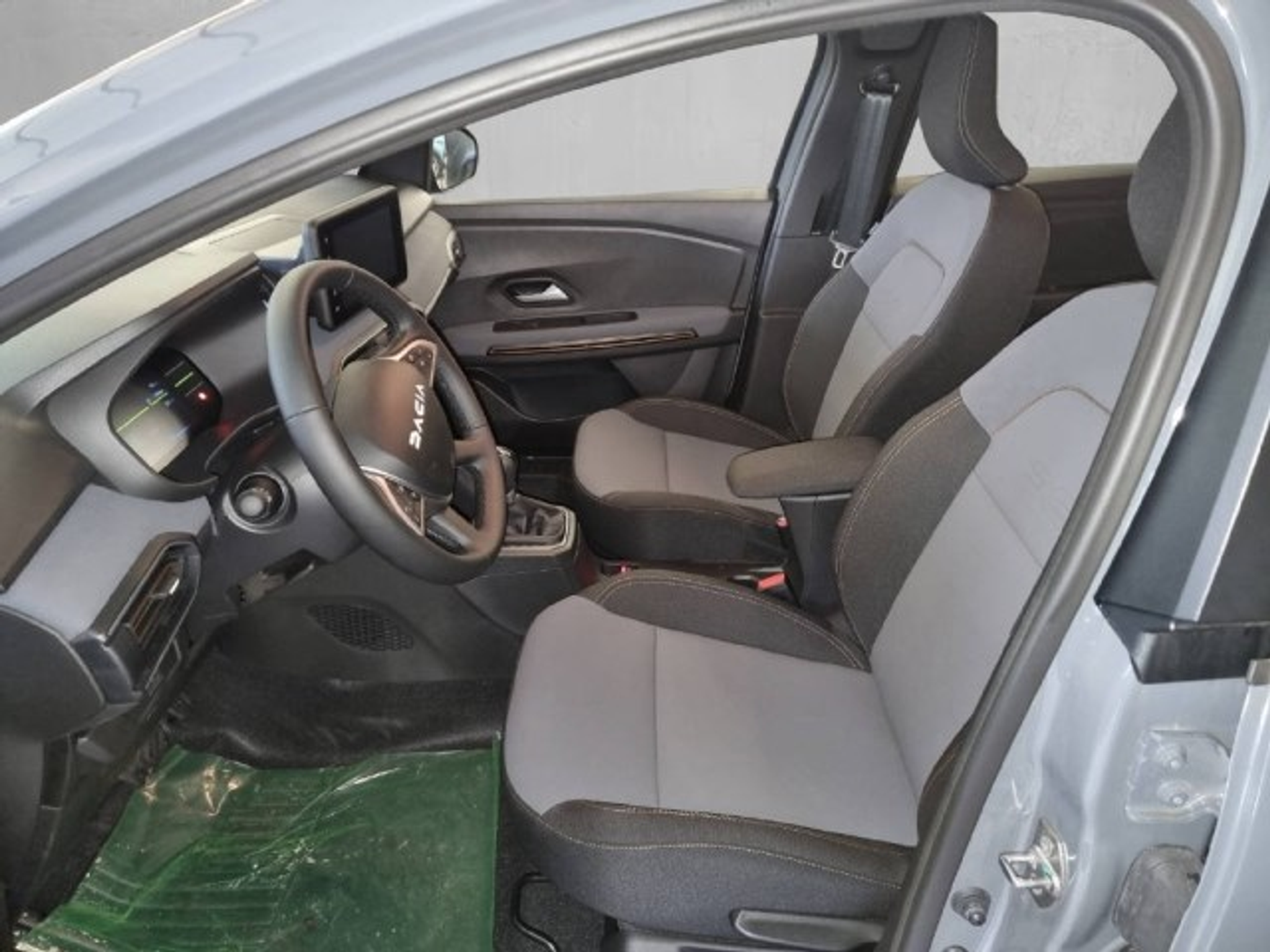 listing desktop thumbnail image 5