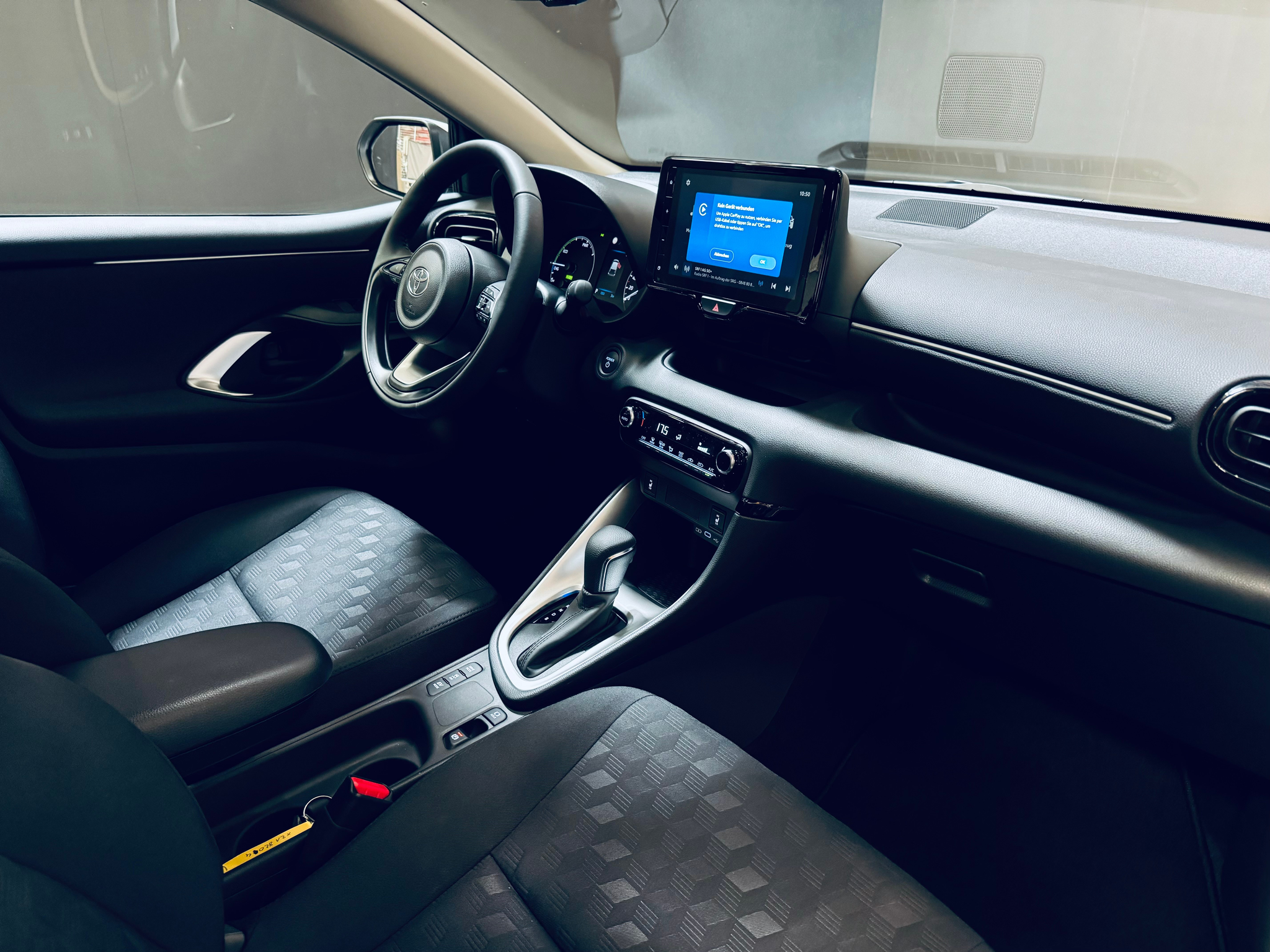 listing desktop thumbnail image 17