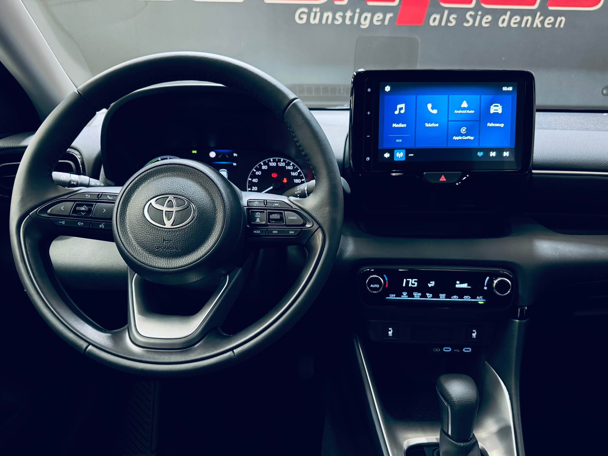 listing desktop thumbnail image 11