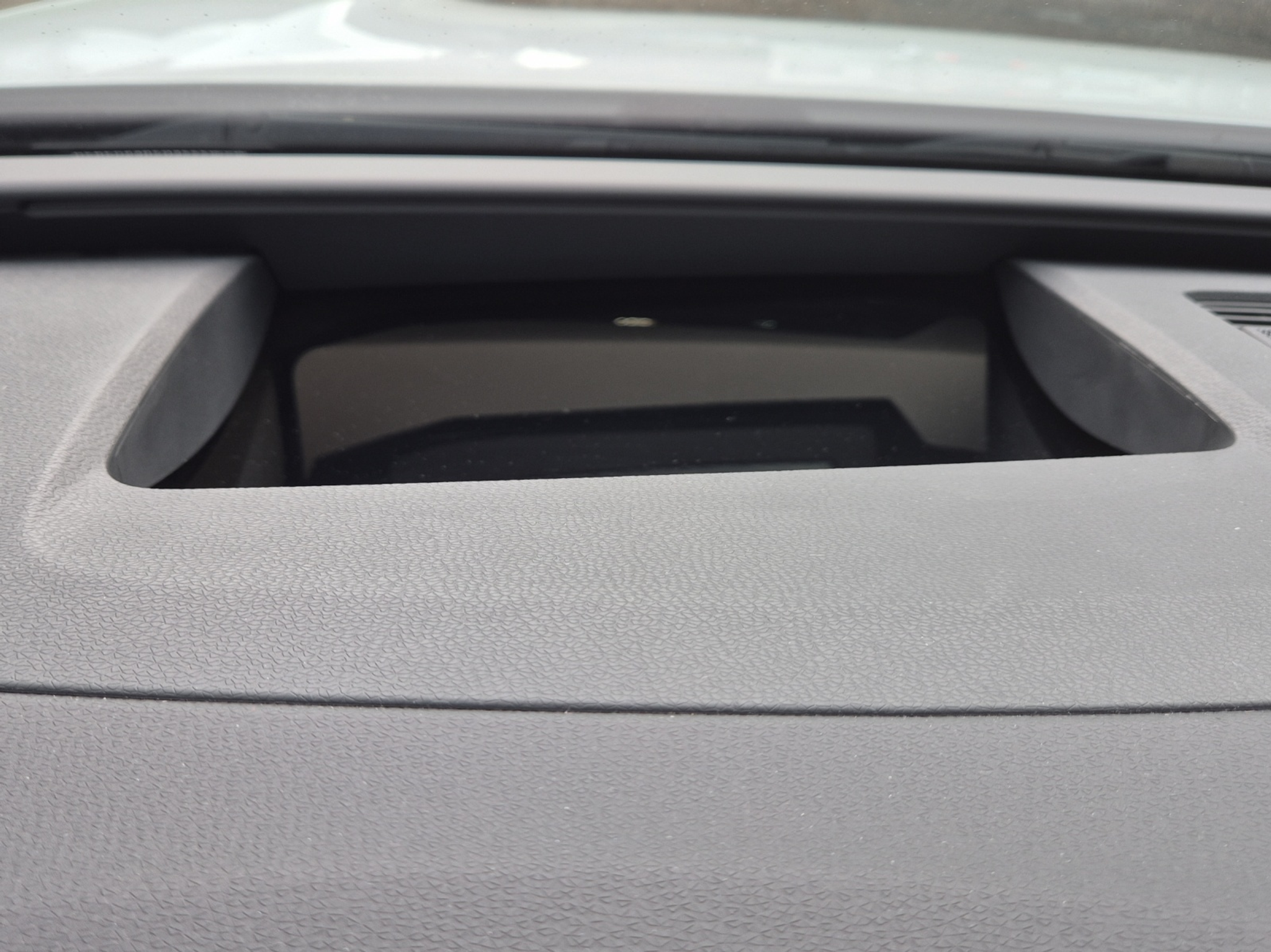 listing desktop thumbnail image 11