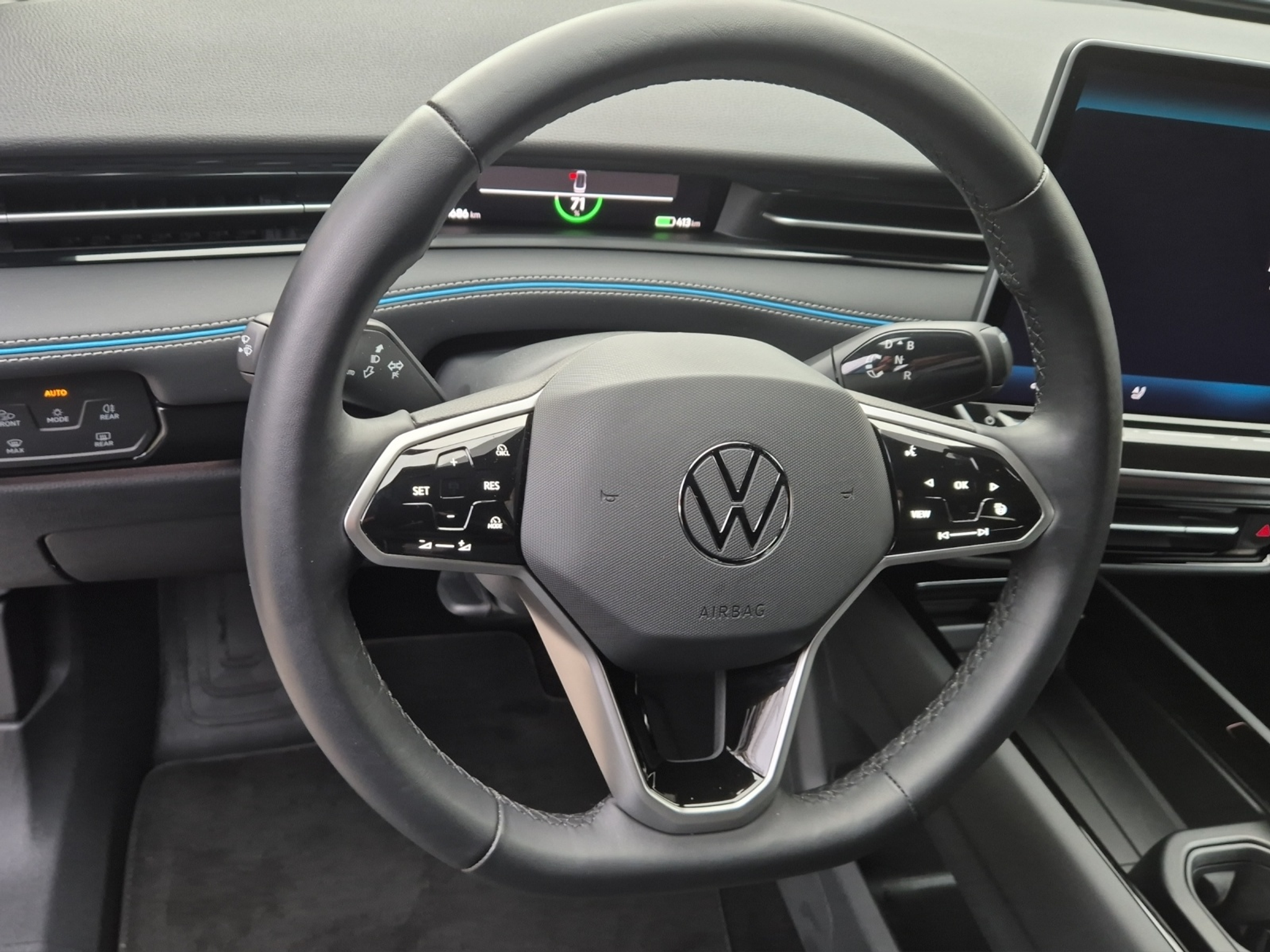 listing desktop thumbnail image 10